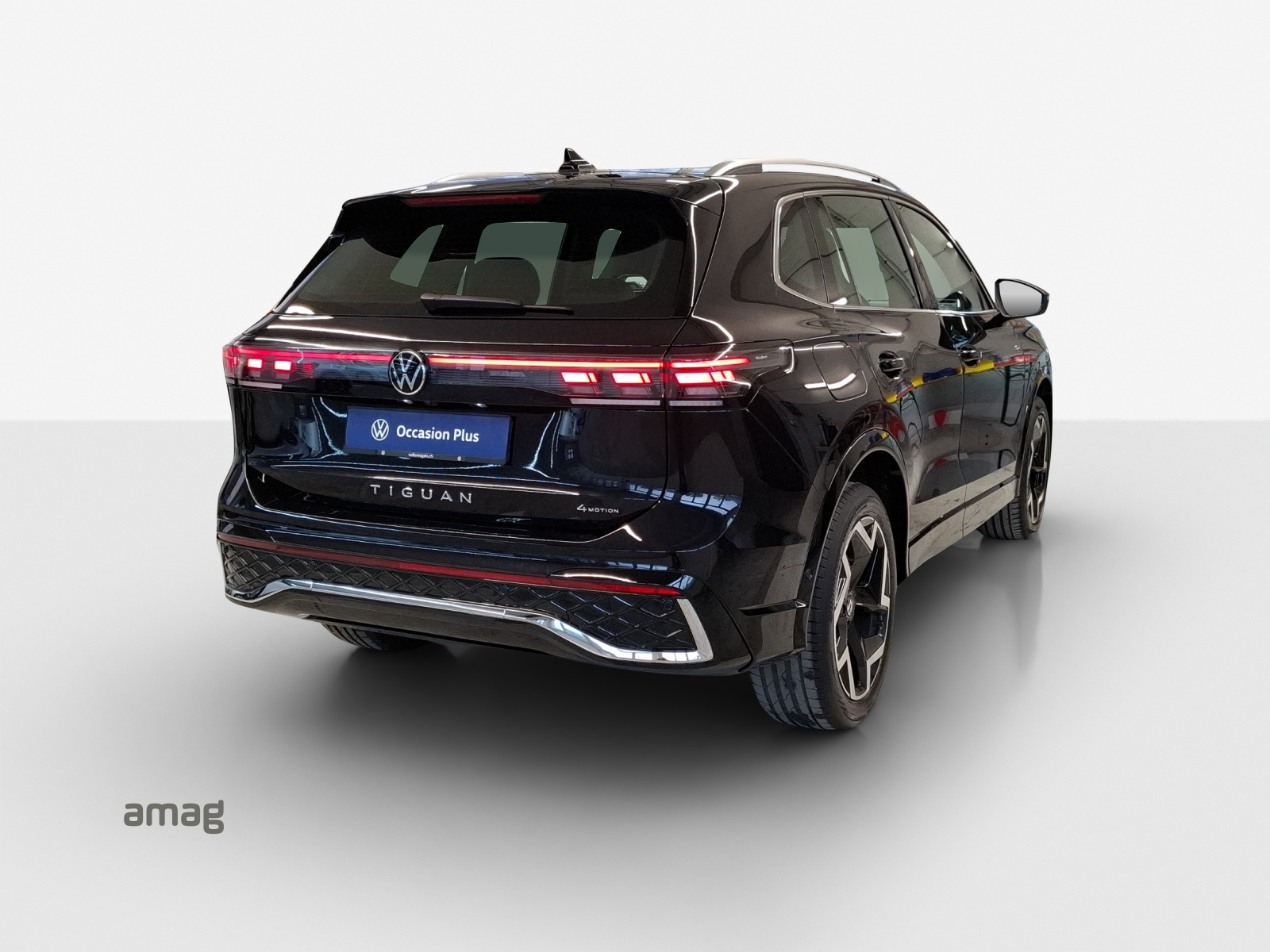 VW Tiguan 2.0 TDI SCR R-Line 4Motion DSG-image-4
