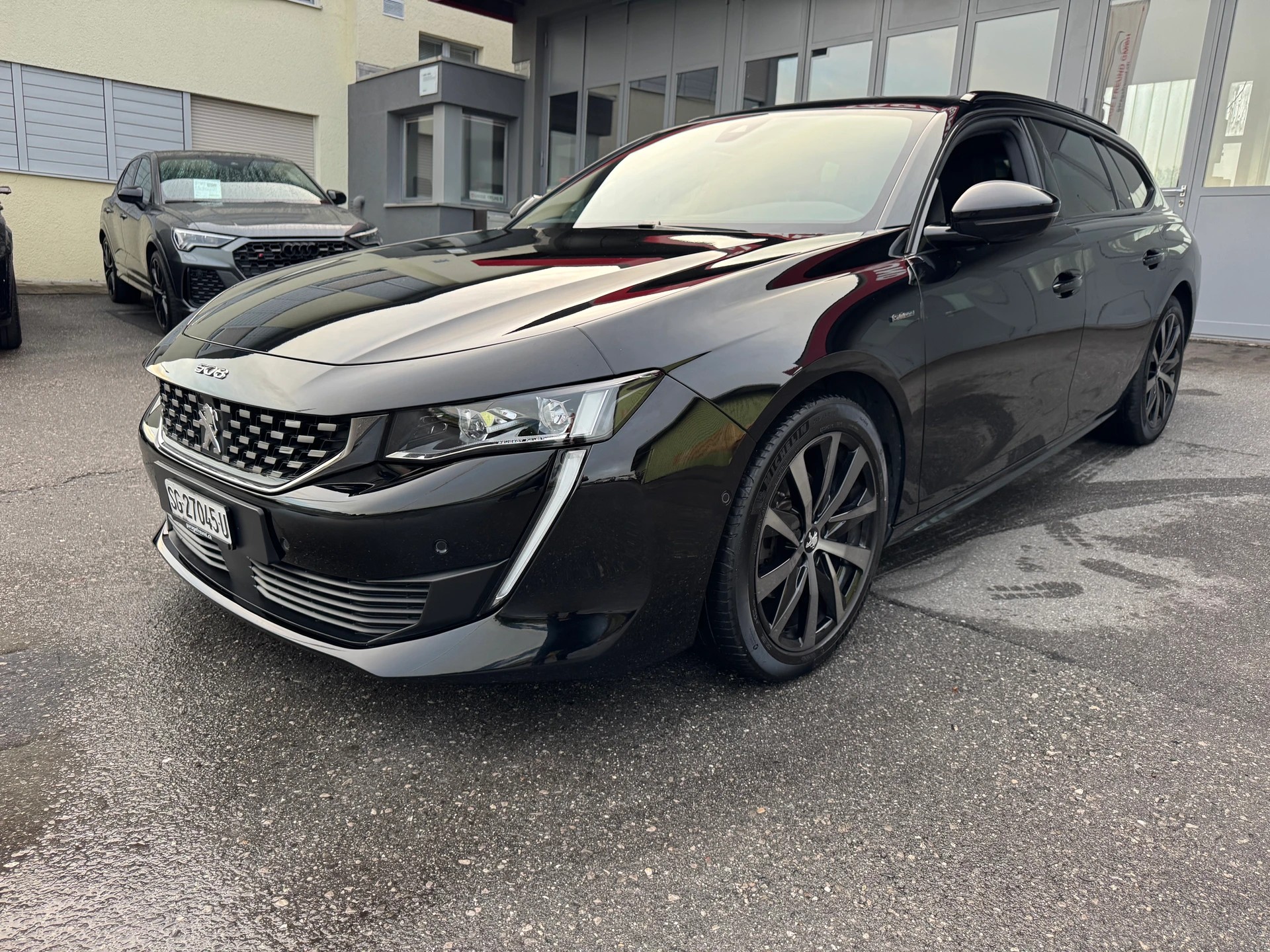 PEUGEOT 508 SW 1.5 Blue HDI GT Line EAT8-image-4
