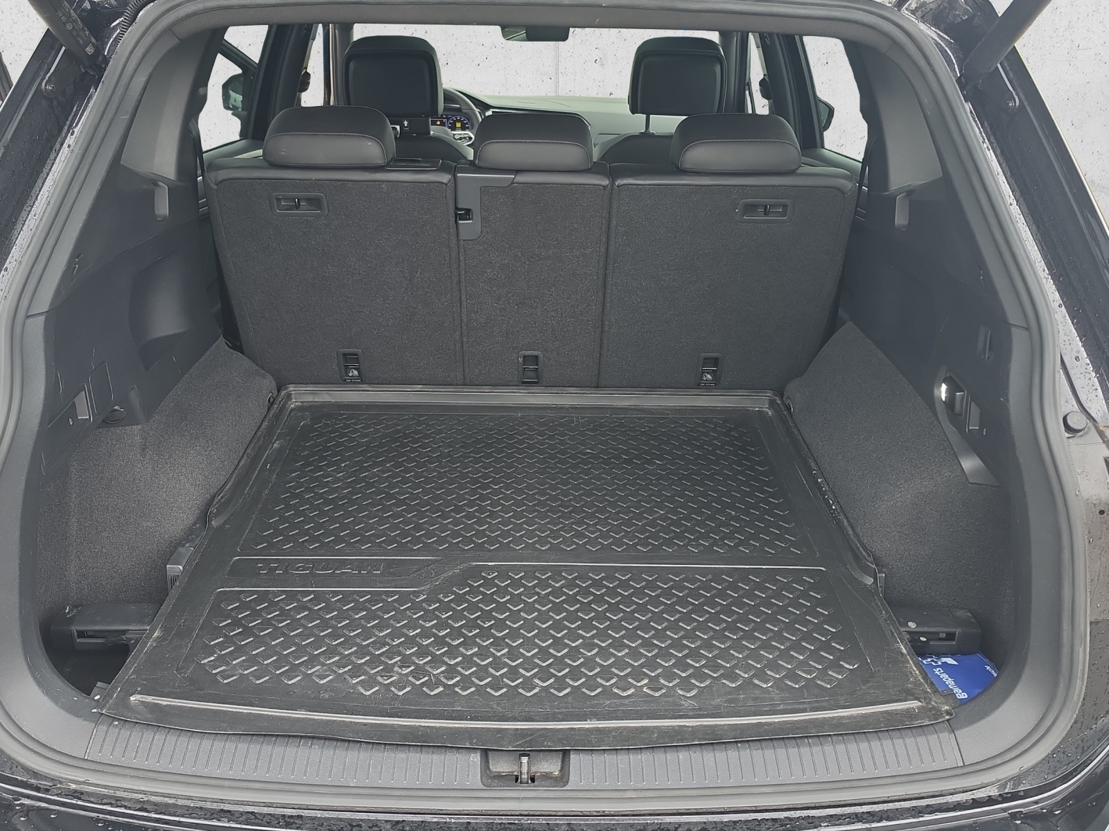 VW Tiguan Allspace 2.0TSI R-Line 4Motion DSG-image-14