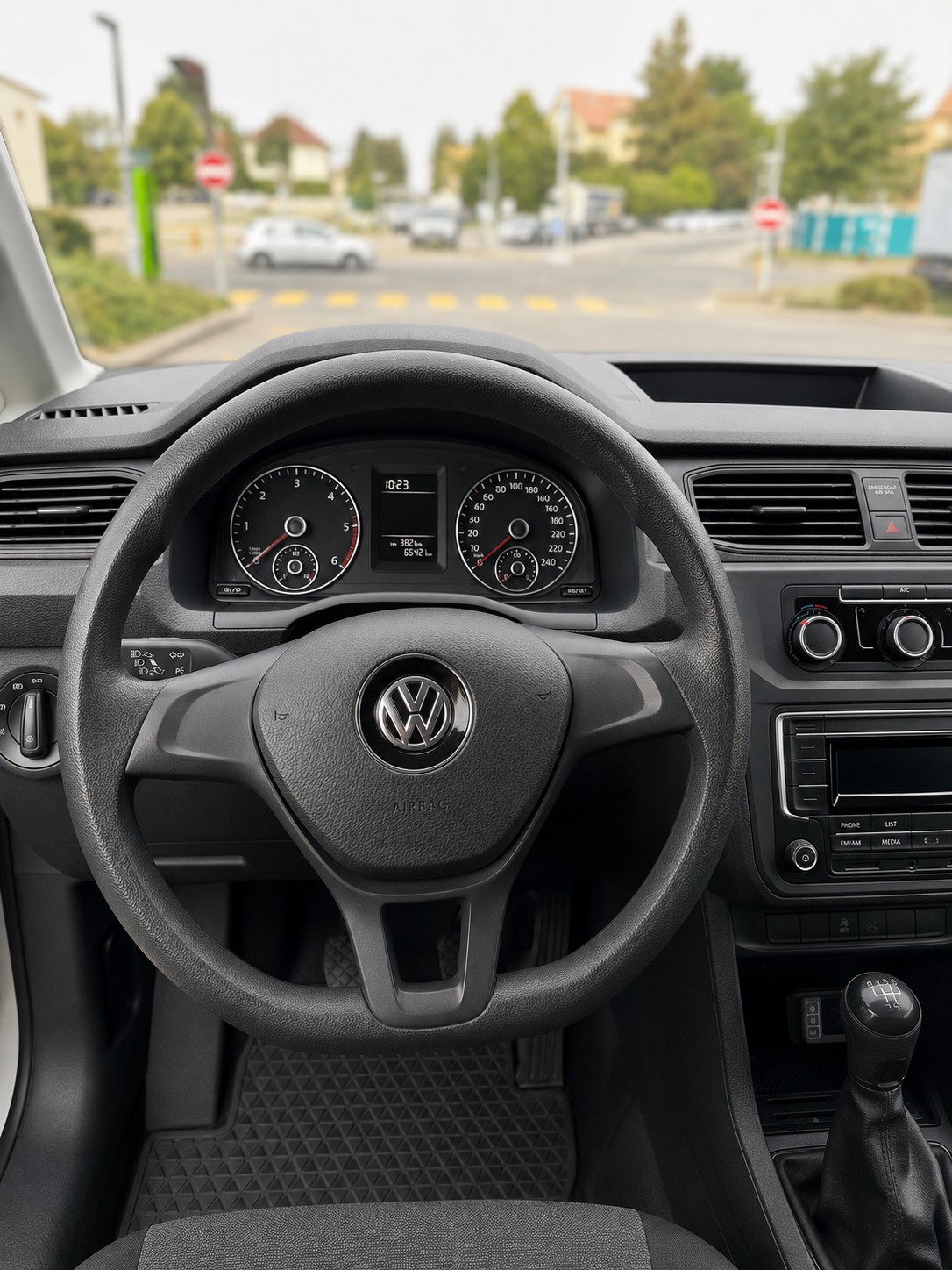 VW Caddy Maxi 2.0TDI Frigorifique (-21°C / +20°C)-image-6