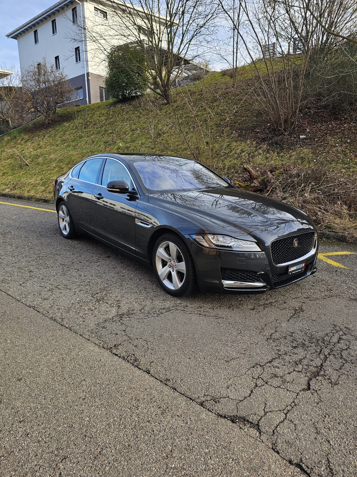 JAGUAR XF 35t Portfolio AWD