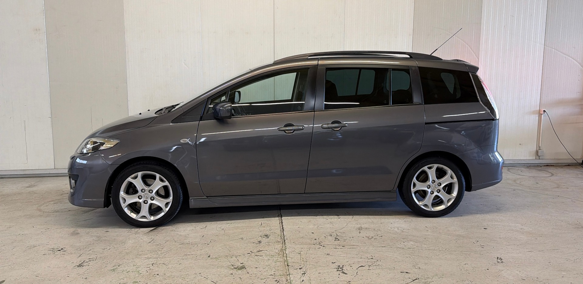 MAZDA 5 2.0 16V Exclusive(Frisch MFK)-image-4
