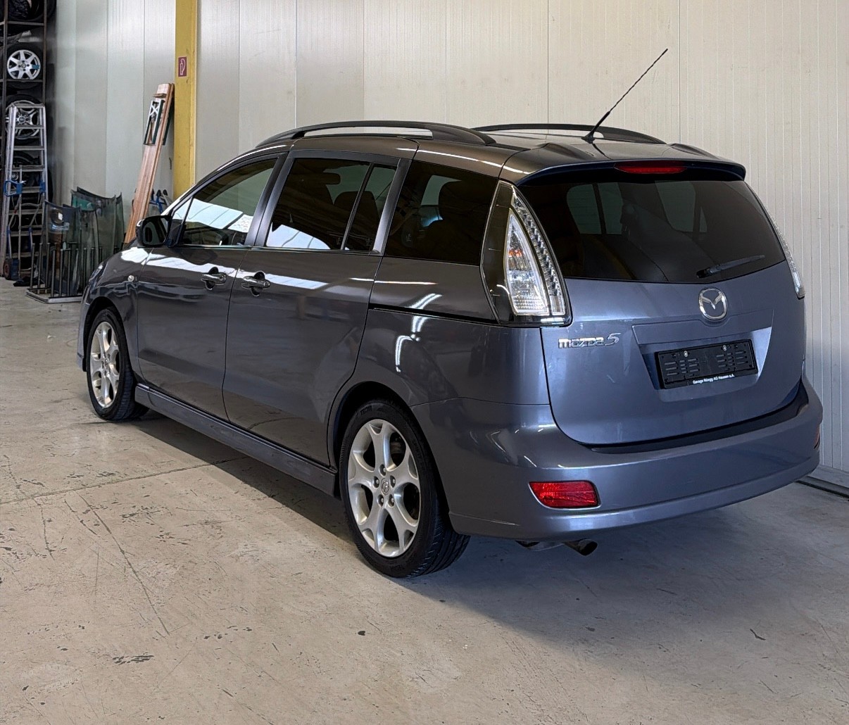 MAZDA 5 2.0 16V Exclusive(Frisch MFK)-image-5
