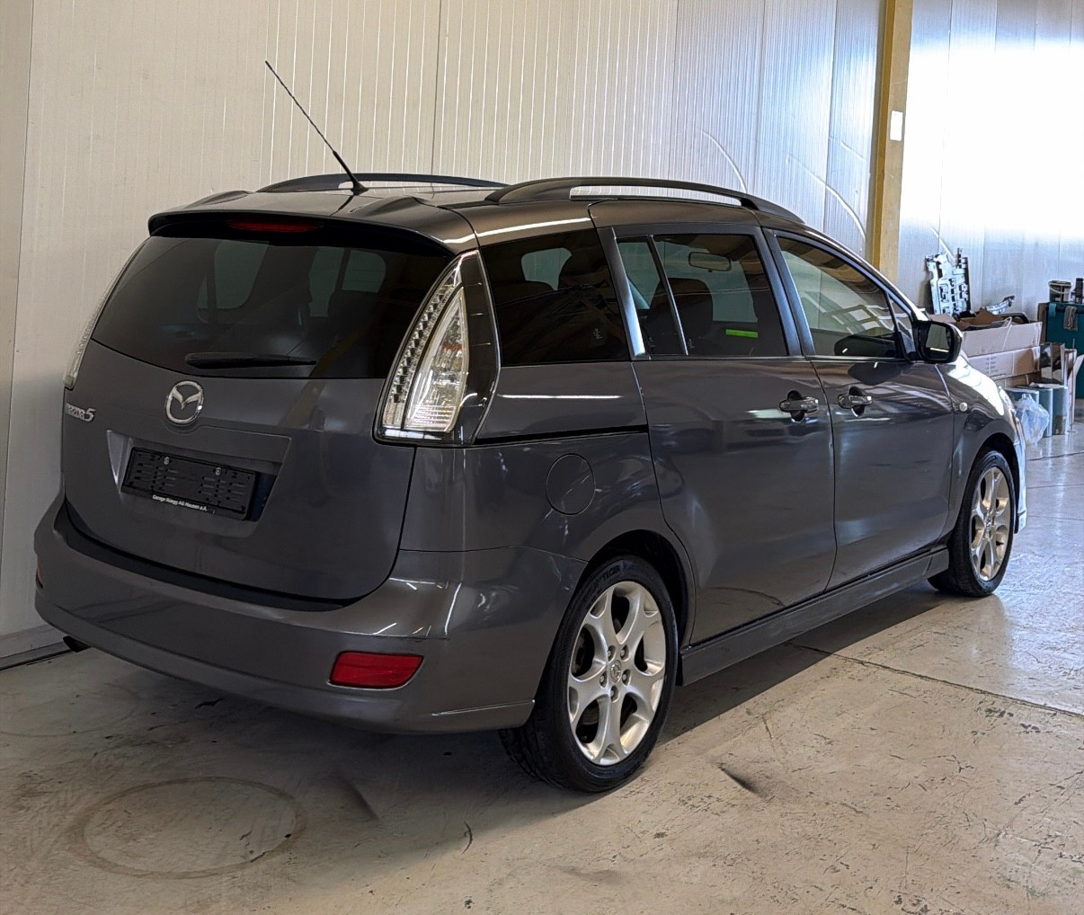 MAZDA 5 2.0 16V Exclusive(Frisch MFK)-image-6