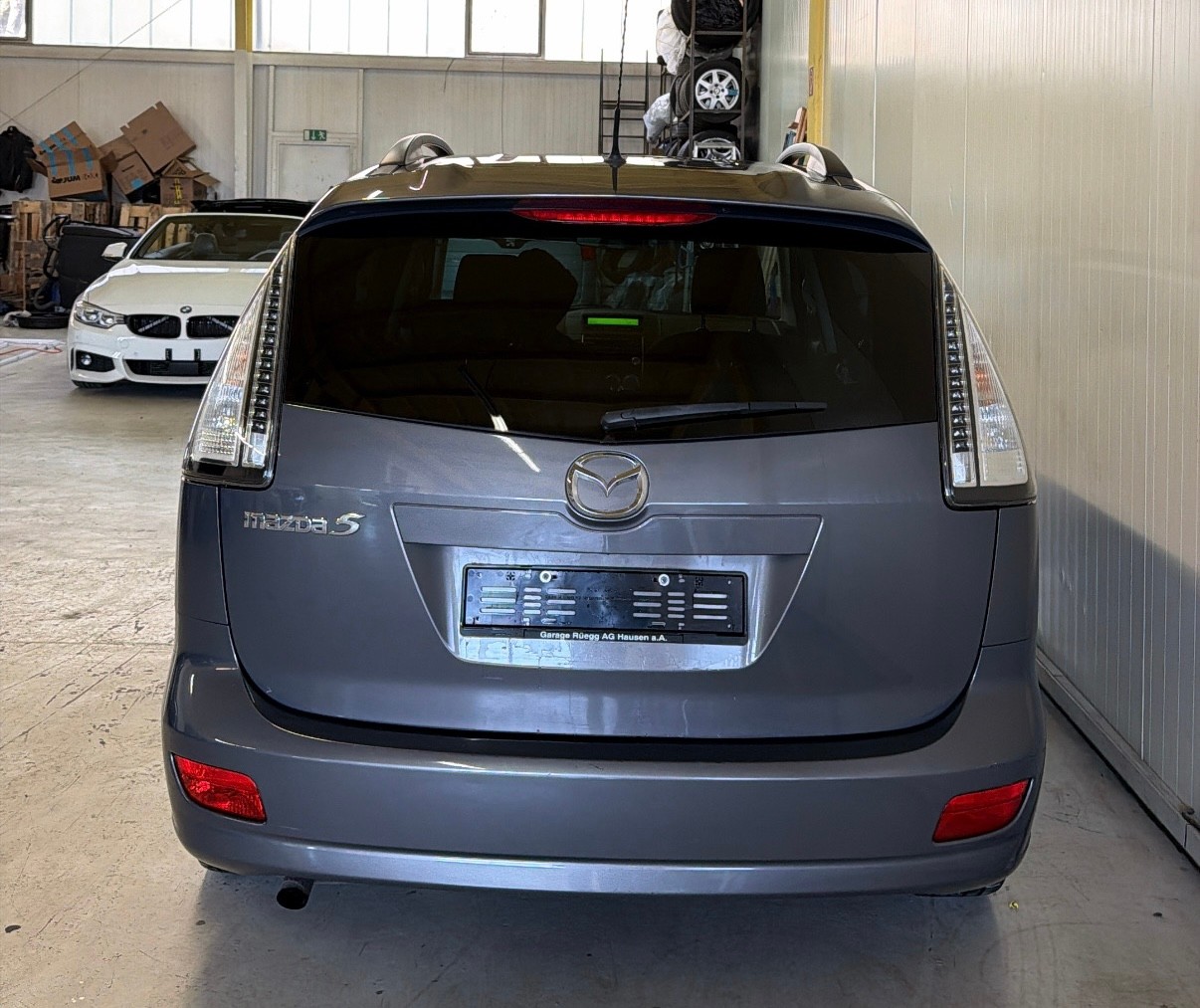 MAZDA 5 2.0 16V Exclusive(Frisch MFK)-image-7