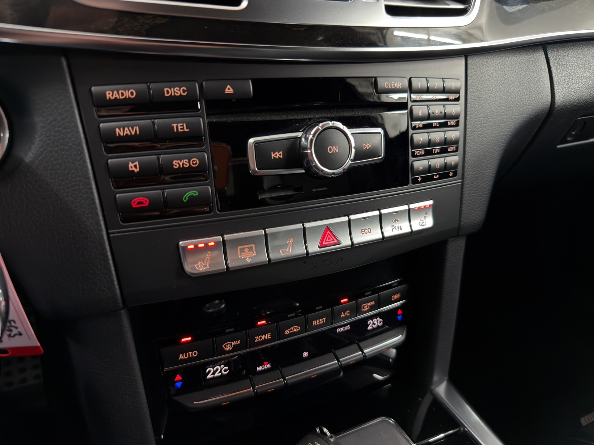MERCEDES-BENZ E 63 AMG 4Matic Speedshift-image-14