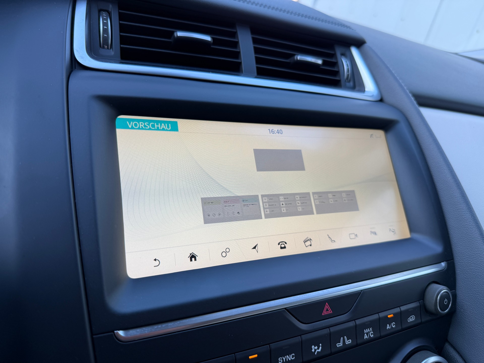JAGUAR E-Pace 2.0 P250 S AWD Automatik *4x4* AUTOMAT* KLIMA*-image-21
