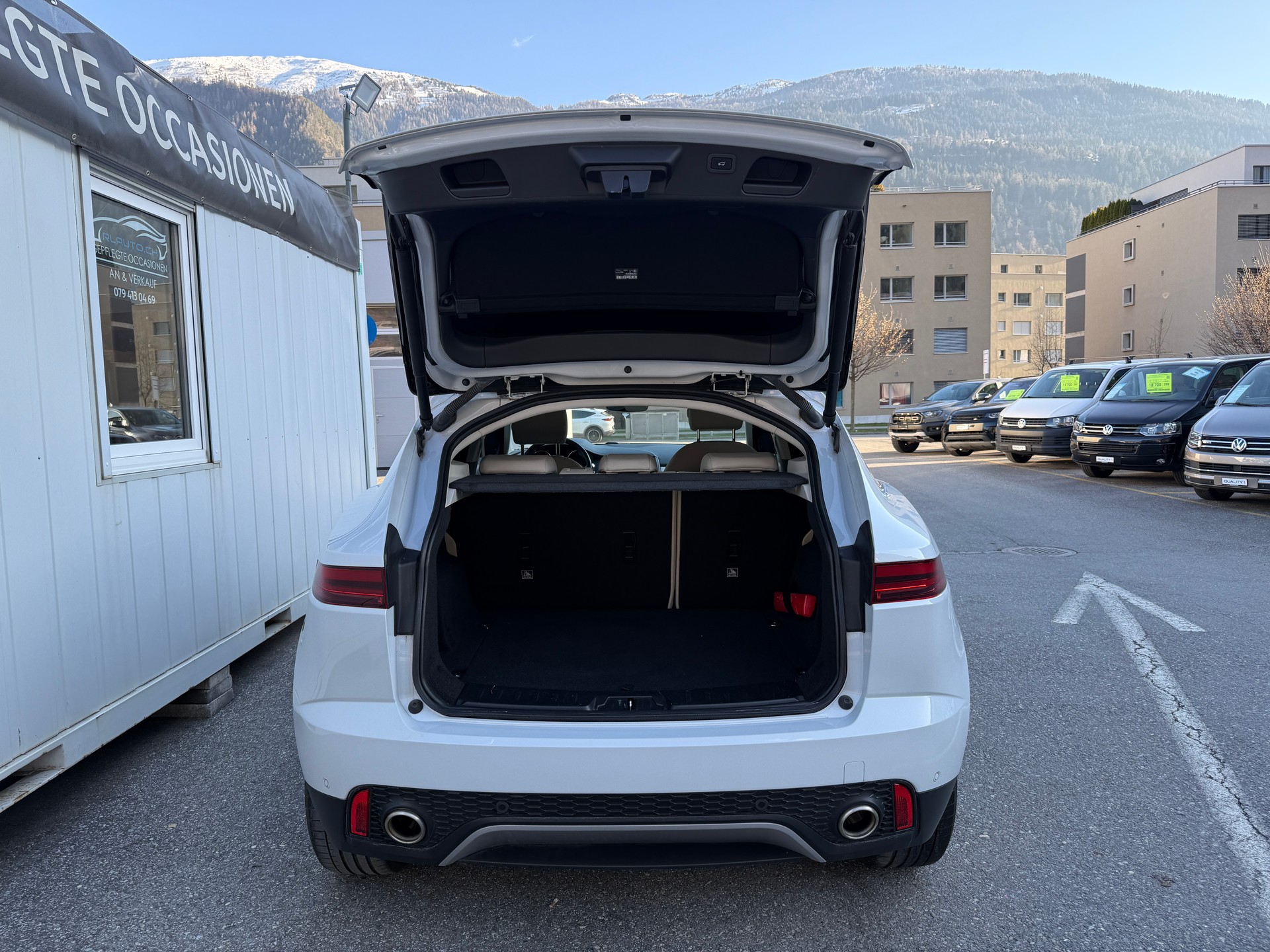 JAGUAR E-Pace 2.0 P250 S AWD Automatik *4x4* AUTOMAT* KLIMA*-image-5