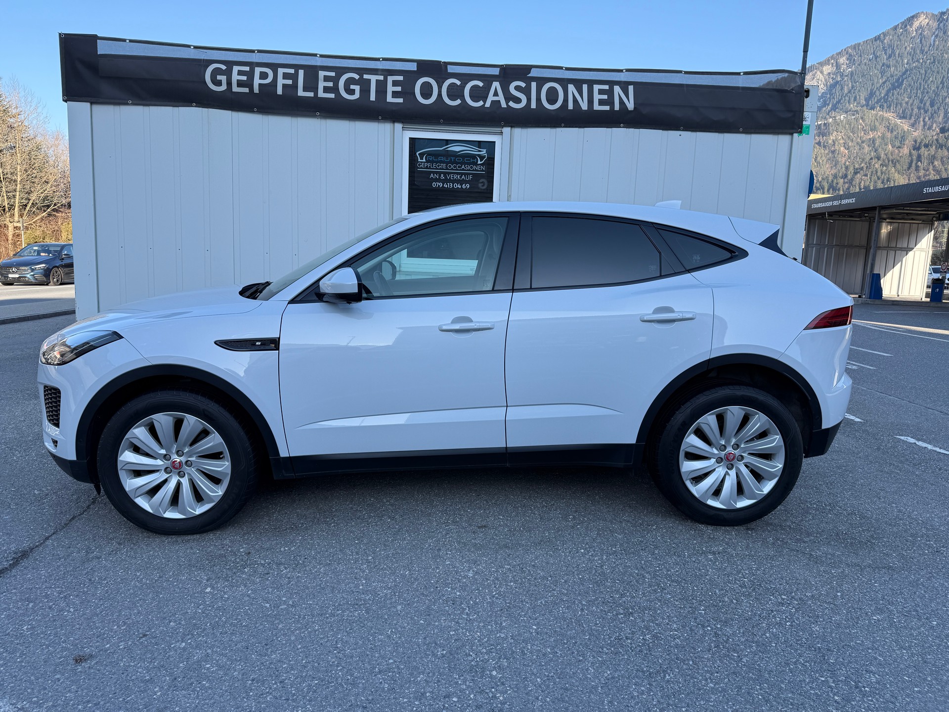JAGUAR E-Pace 2.0 P250 S AWD Automatik *4x4* AUTOMAT* KLIMA*-image-7