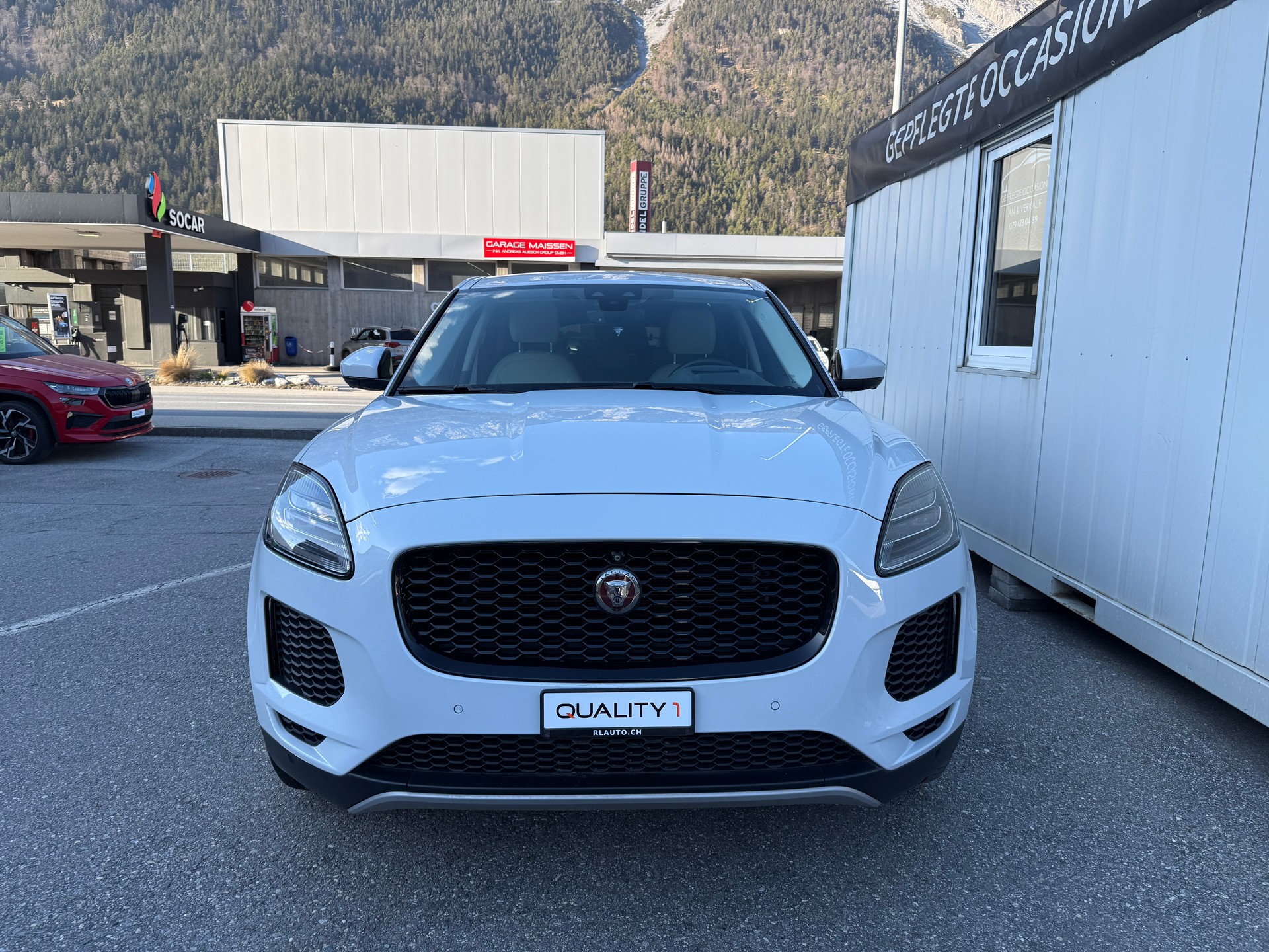 JAGUAR E-Pace 2.0 P250 S AWD Automatik *4x4* AUTOMAT* KLIMA*-image-1