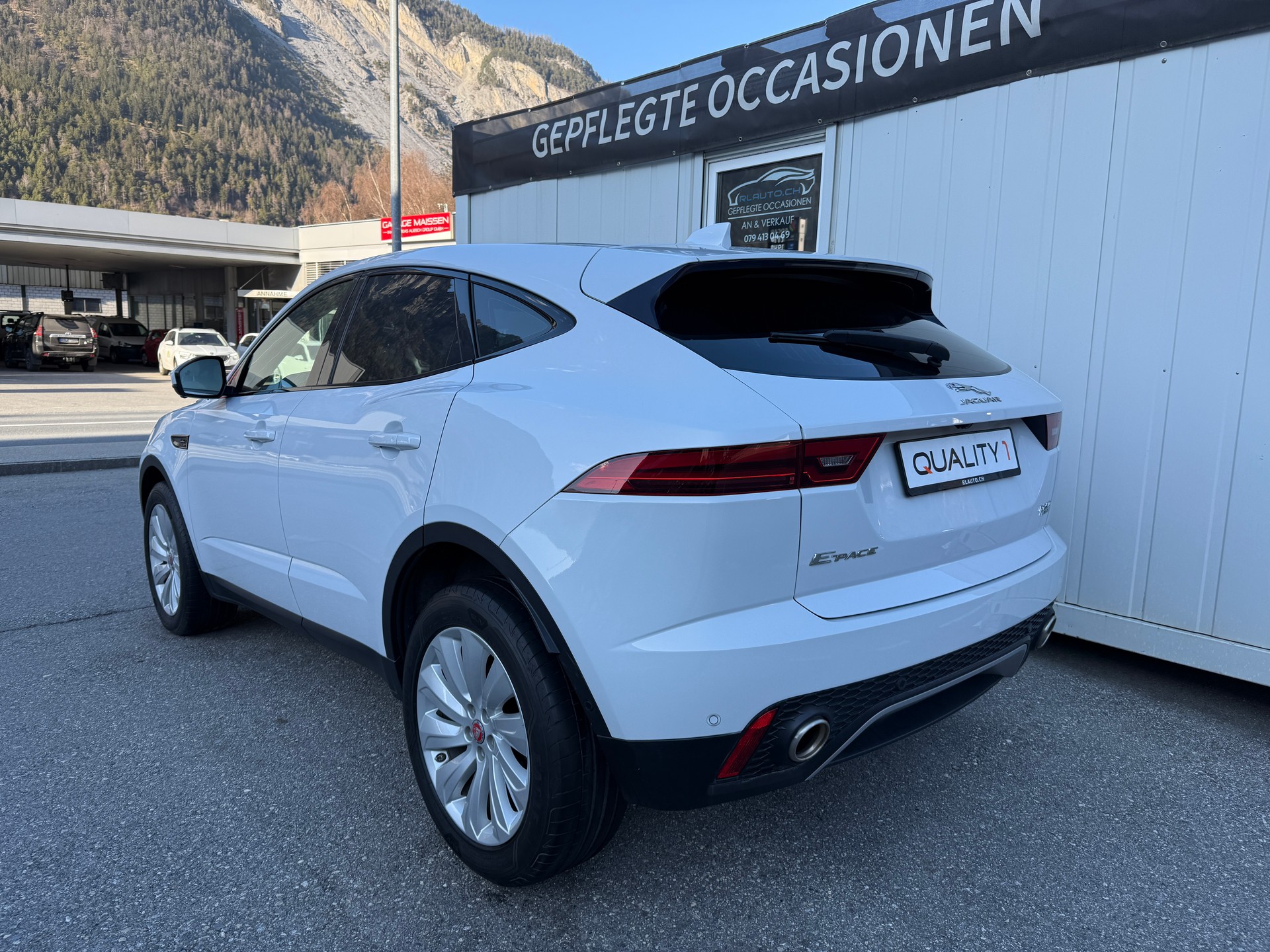 JAGUAR E-Pace 2.0 P250 S AWD Automatik *4x4* AUTOMAT* KLIMA*-image-6