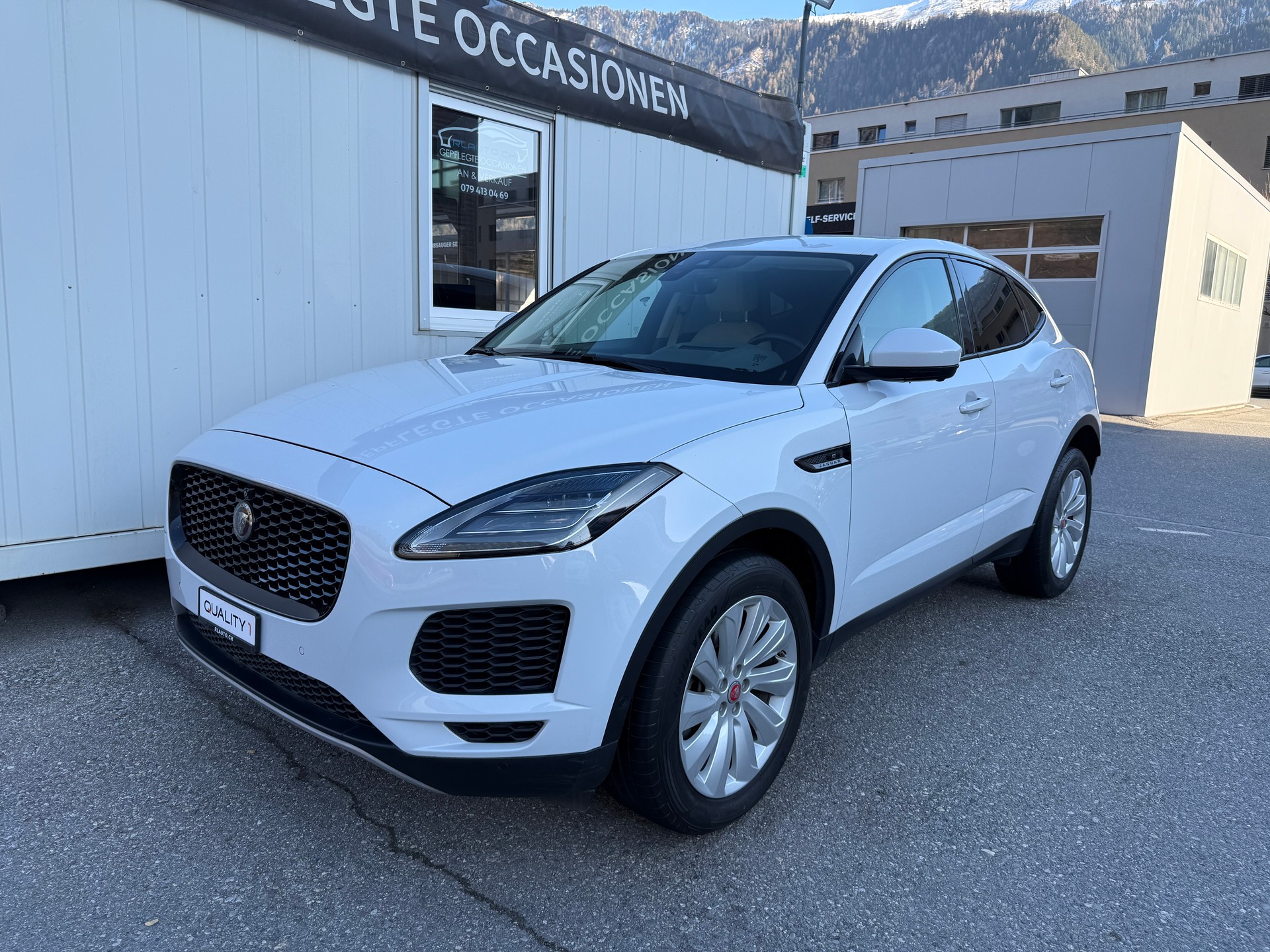 JAGUAR E-Pace 2.0 P250 S AWD Automatik *4x4* AUTOMAT* KLIMA*-image-8