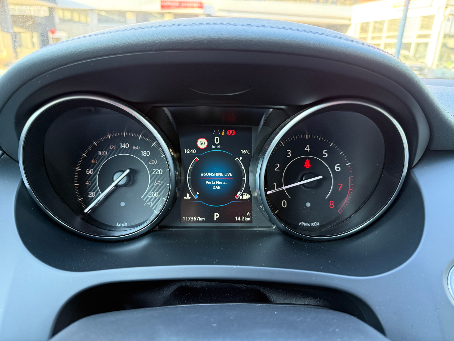 JAGUAR E-Pace 2.0 P250 S AWD Automatik *4x4* AUTOMAT* KLIMA*-image-18