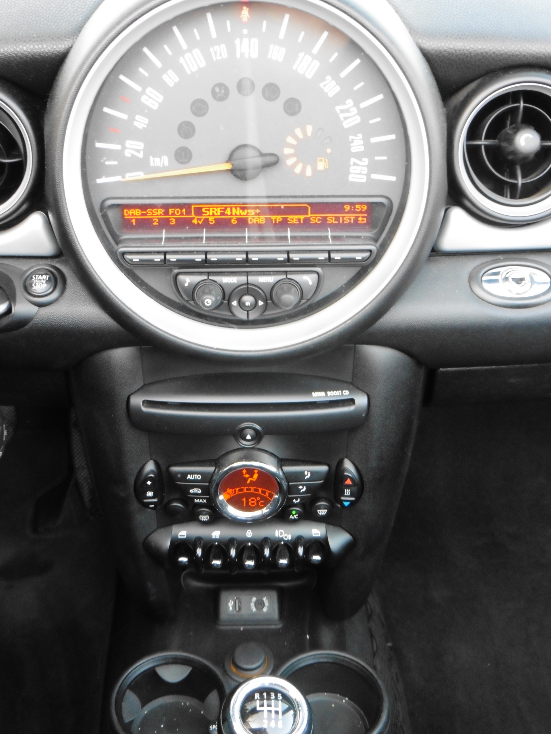 MINI Cooper Cabriolet-image-8