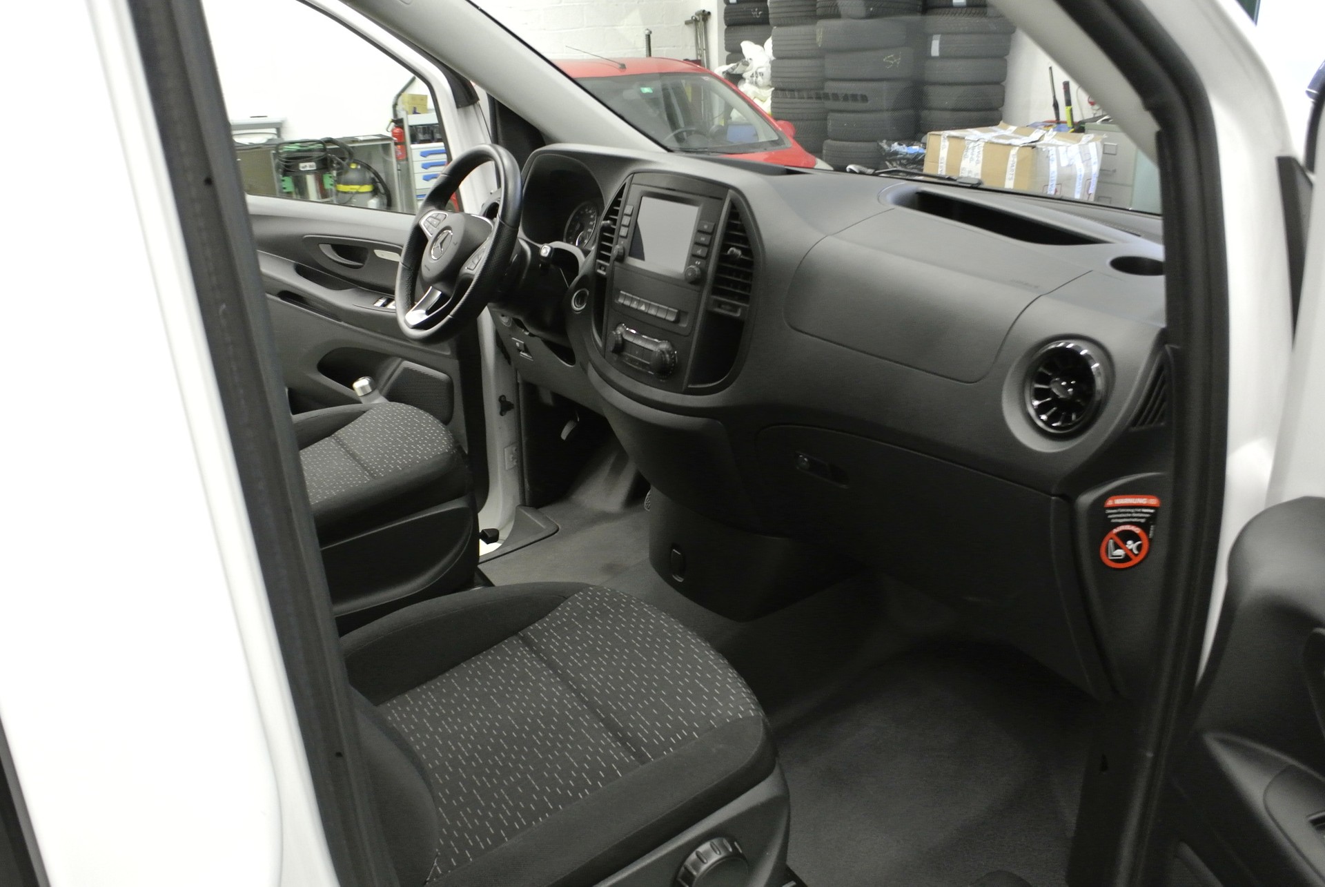 MERCEDES-BENZ Vito 116 CDI Pro Tourer 4Matic 9G-Tronic-image-20