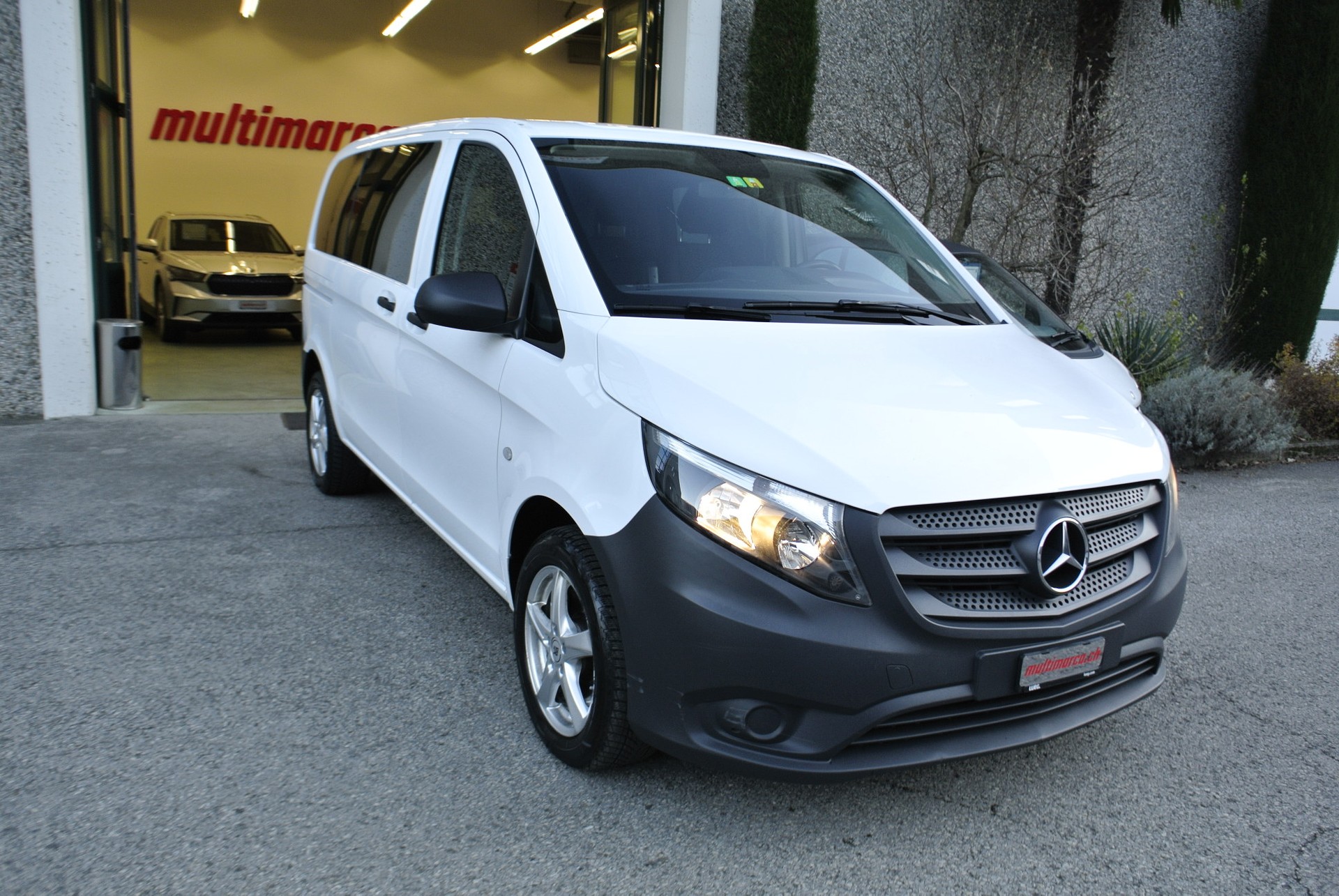 MERCEDES-BENZ Vito 116 CDI Pro Tourer 4Matic 9G-Tronic-image-6