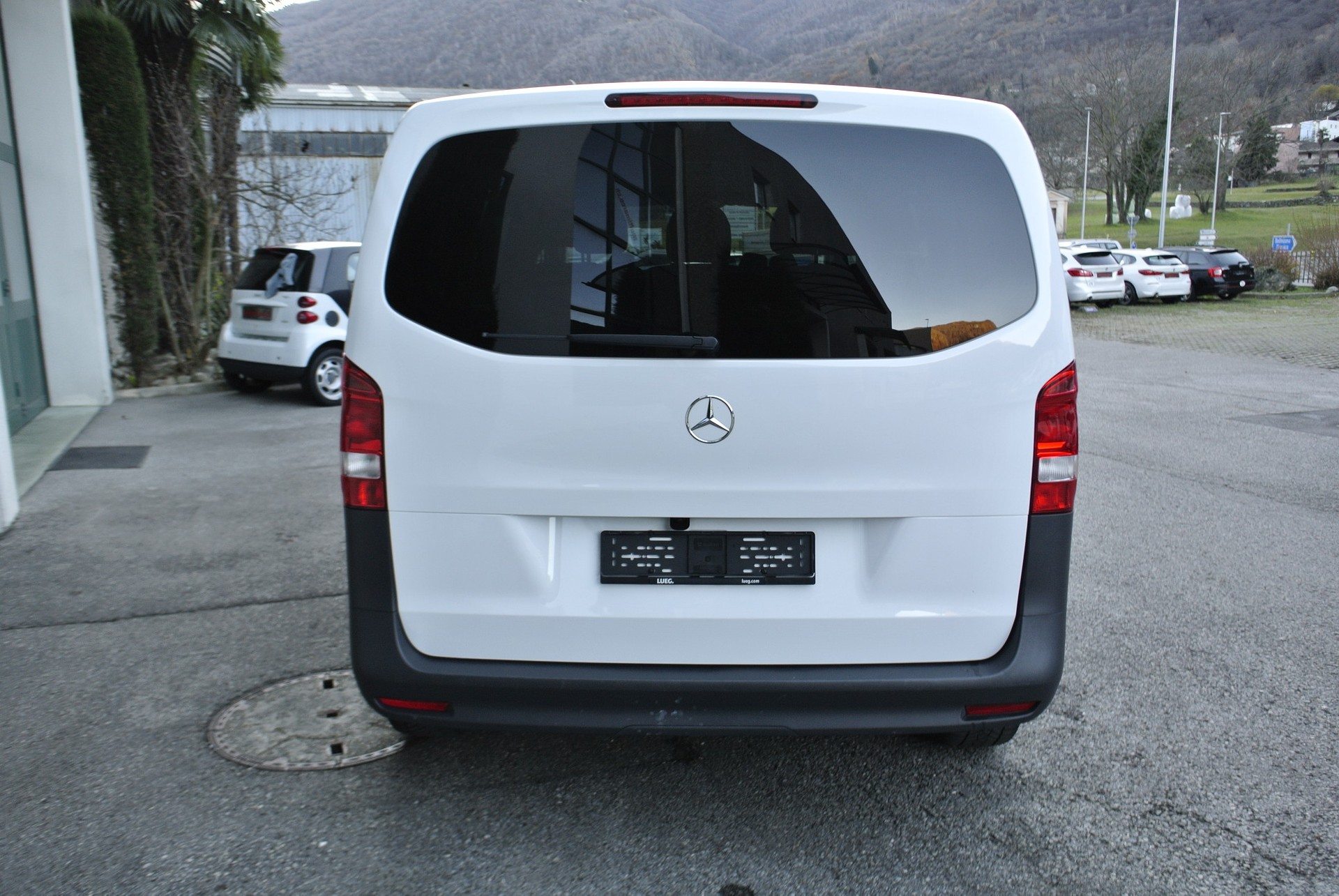 MERCEDES-BENZ Vito 116 CDI Pro Tourer 4Matic 9G-Tronic-showroom-element-3