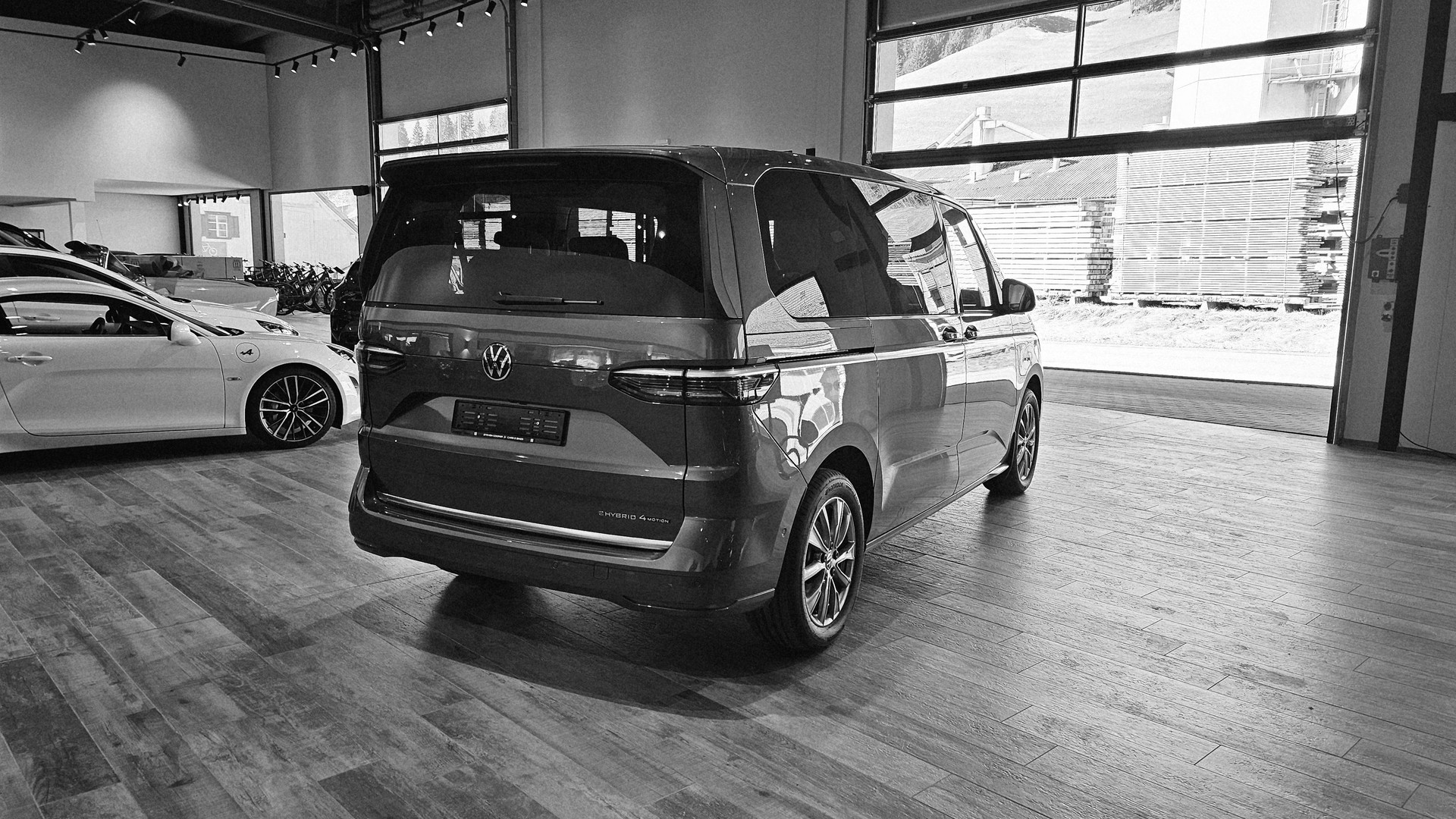VW Multivan 1.5 eHybrid Style 4Motion DSG-image-9