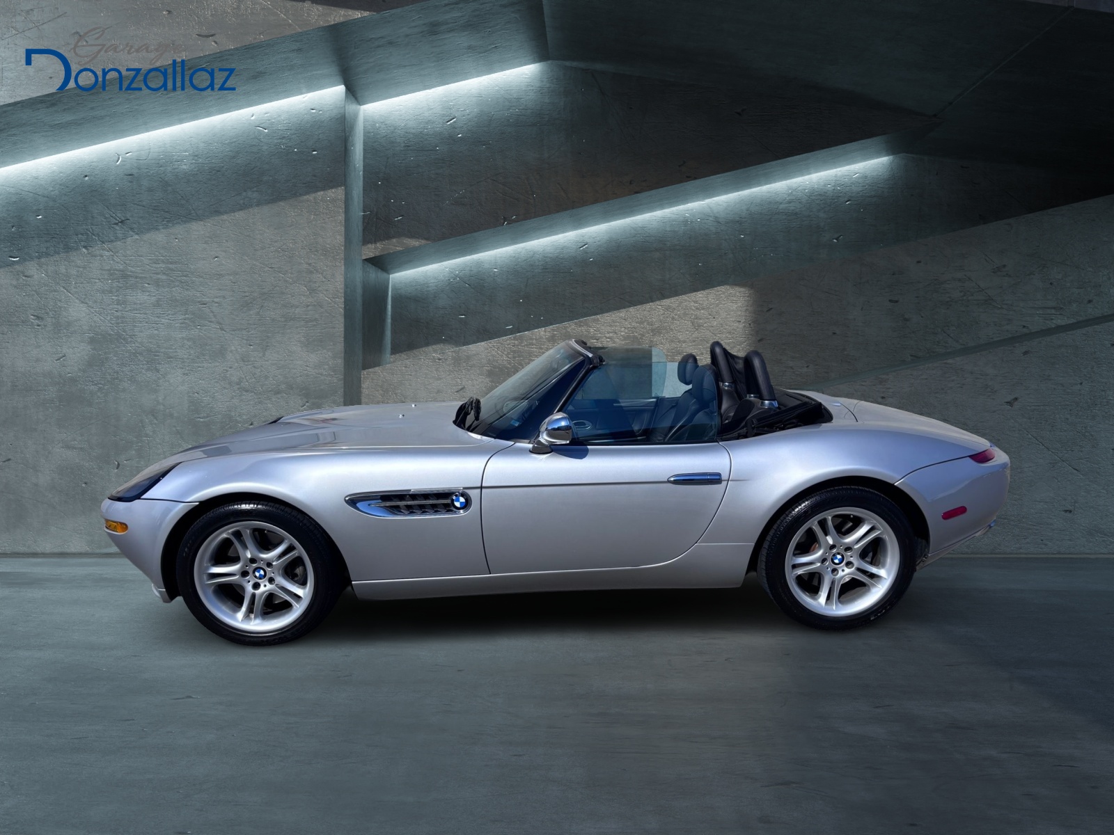BMW Z8 Roadster-image-11
