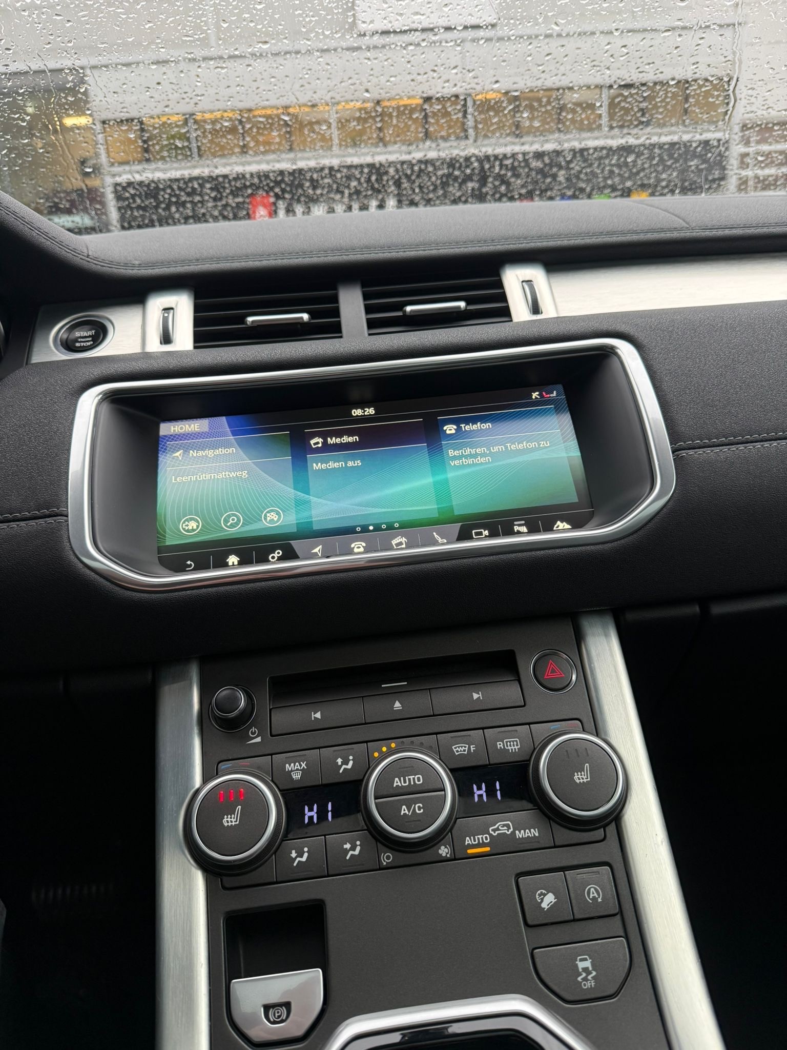 LAND ROVER Range Rover Evoque 2.0 TD4 SE-image-19