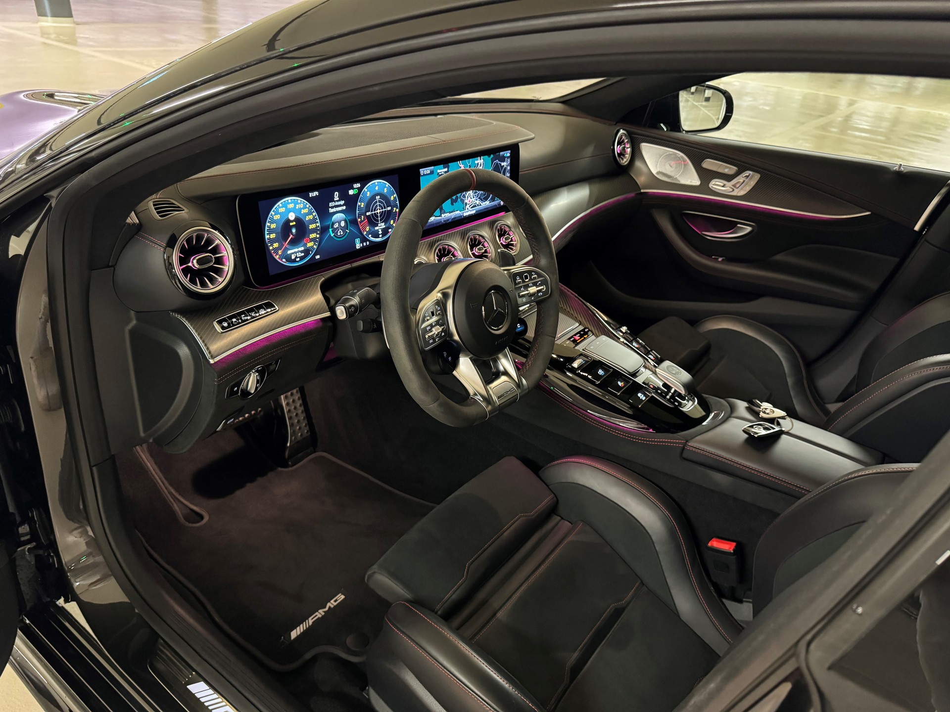 MERCEDES-BENZ AMG GT 4 63 S 4Matic+ Speedshift MCT *** 3.9 % Leasing ***-image-8