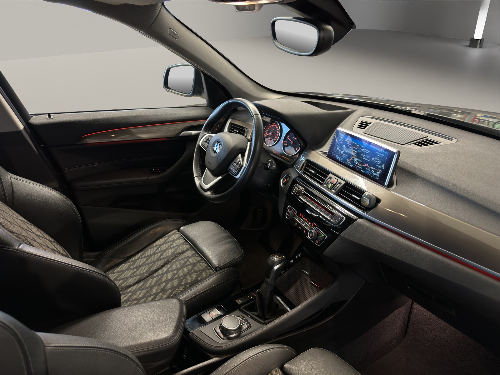 BMW X1 xDrive 18d Steptronic-image-13