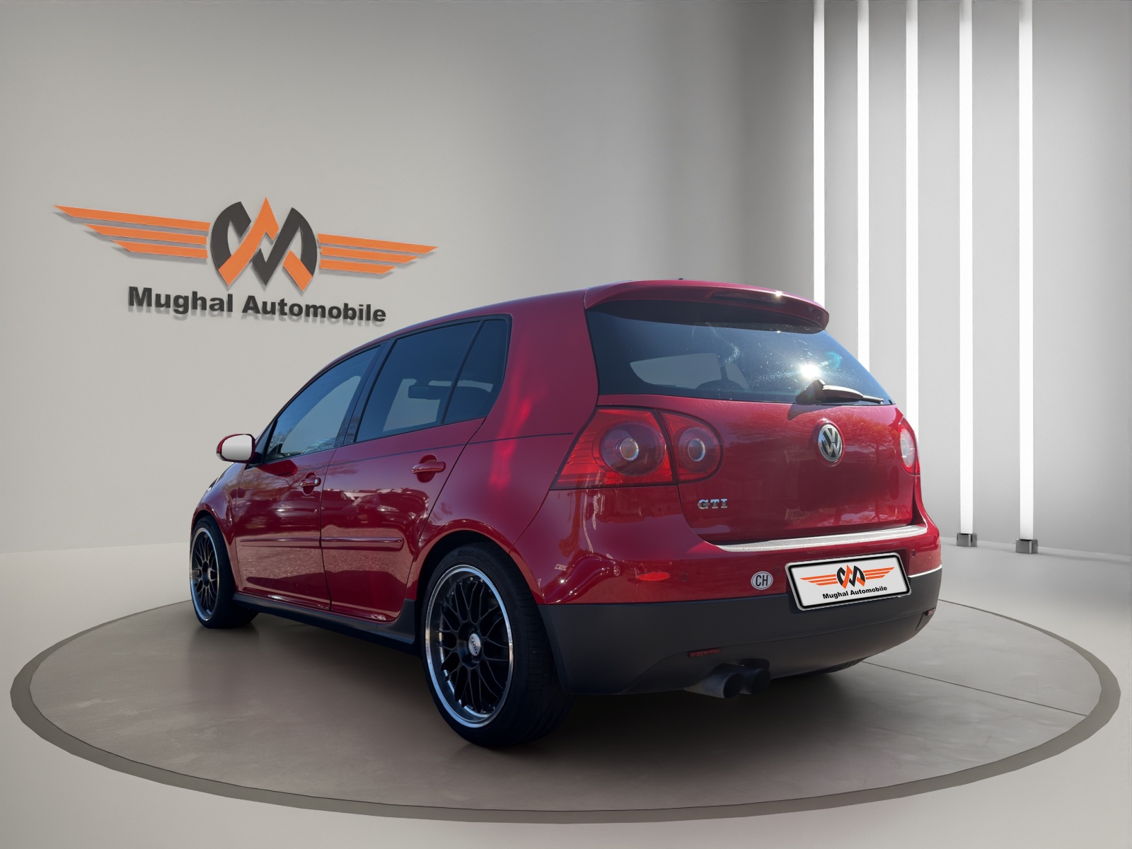 VW Golf 2.0 TFSI GTI-image-5