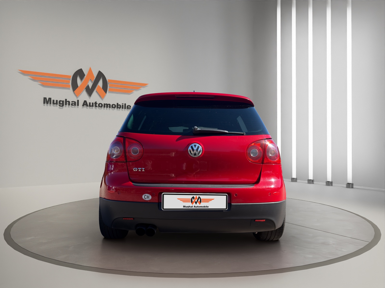 VW Golf 2.0 TFSI GTI-image-4
