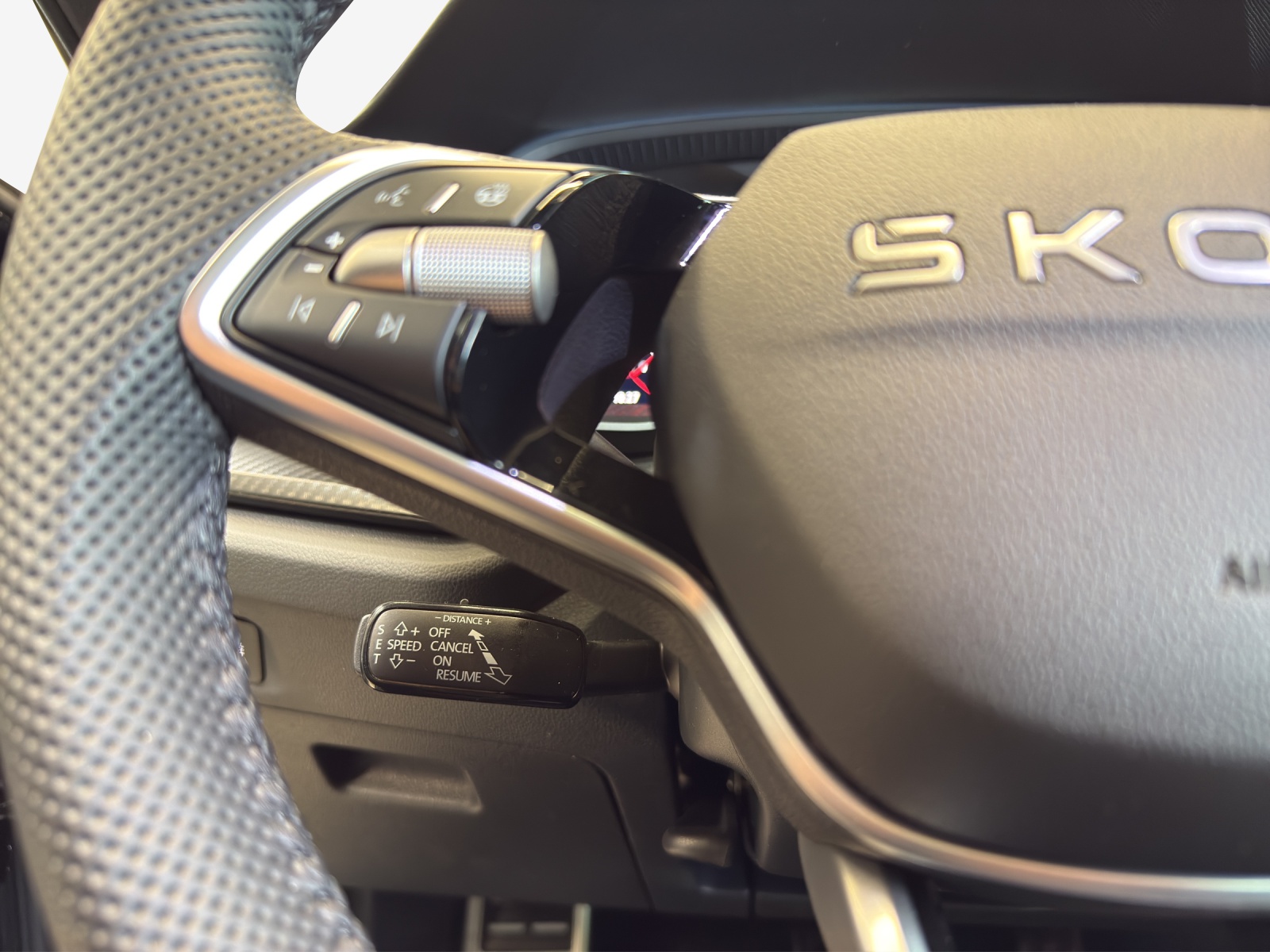 SKODA Octavia Combi 2.0 TSI DSG Sport Line 4x4-image-15