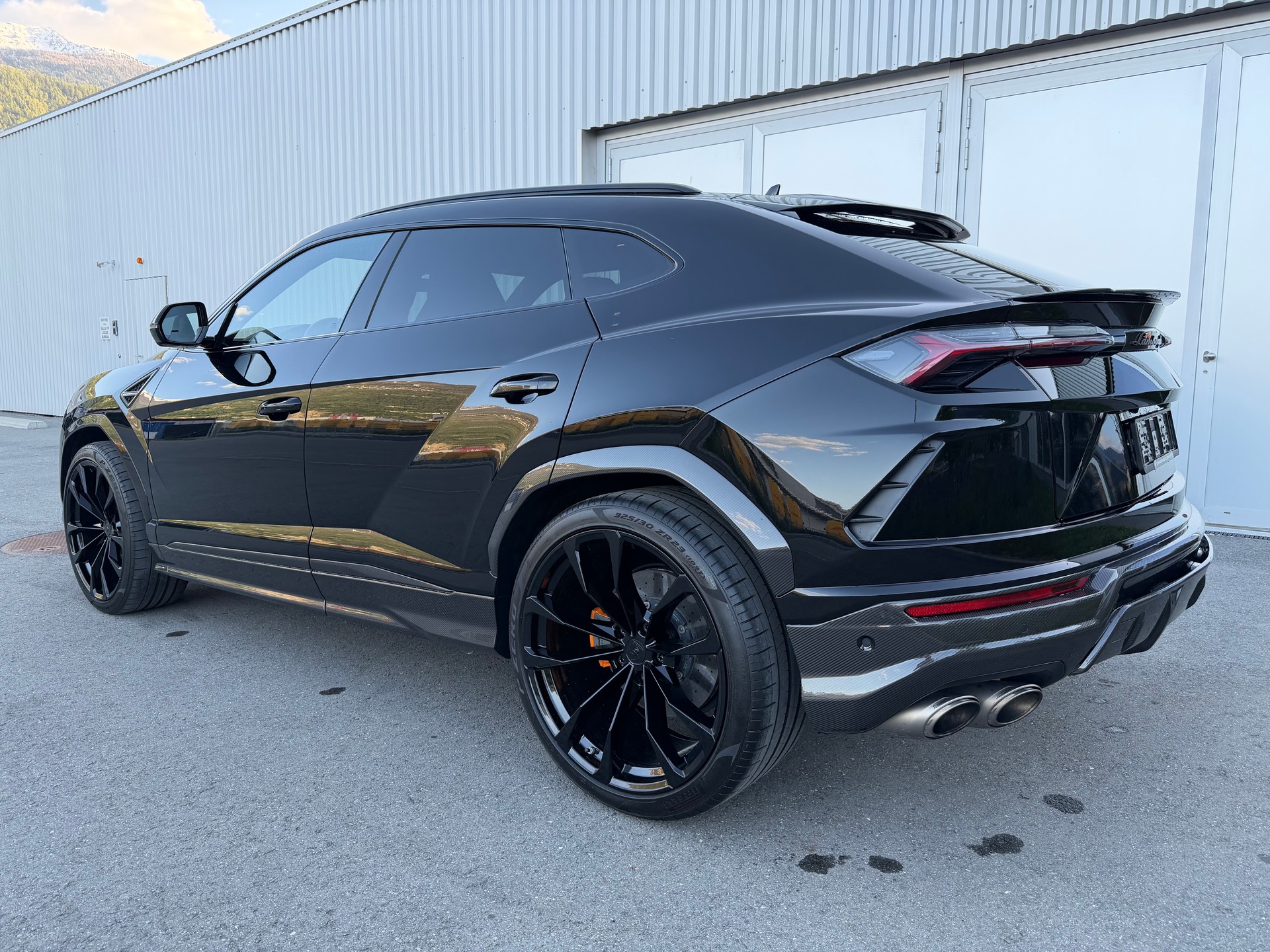 LAMBORGHINI Urus E-Gear-image-6