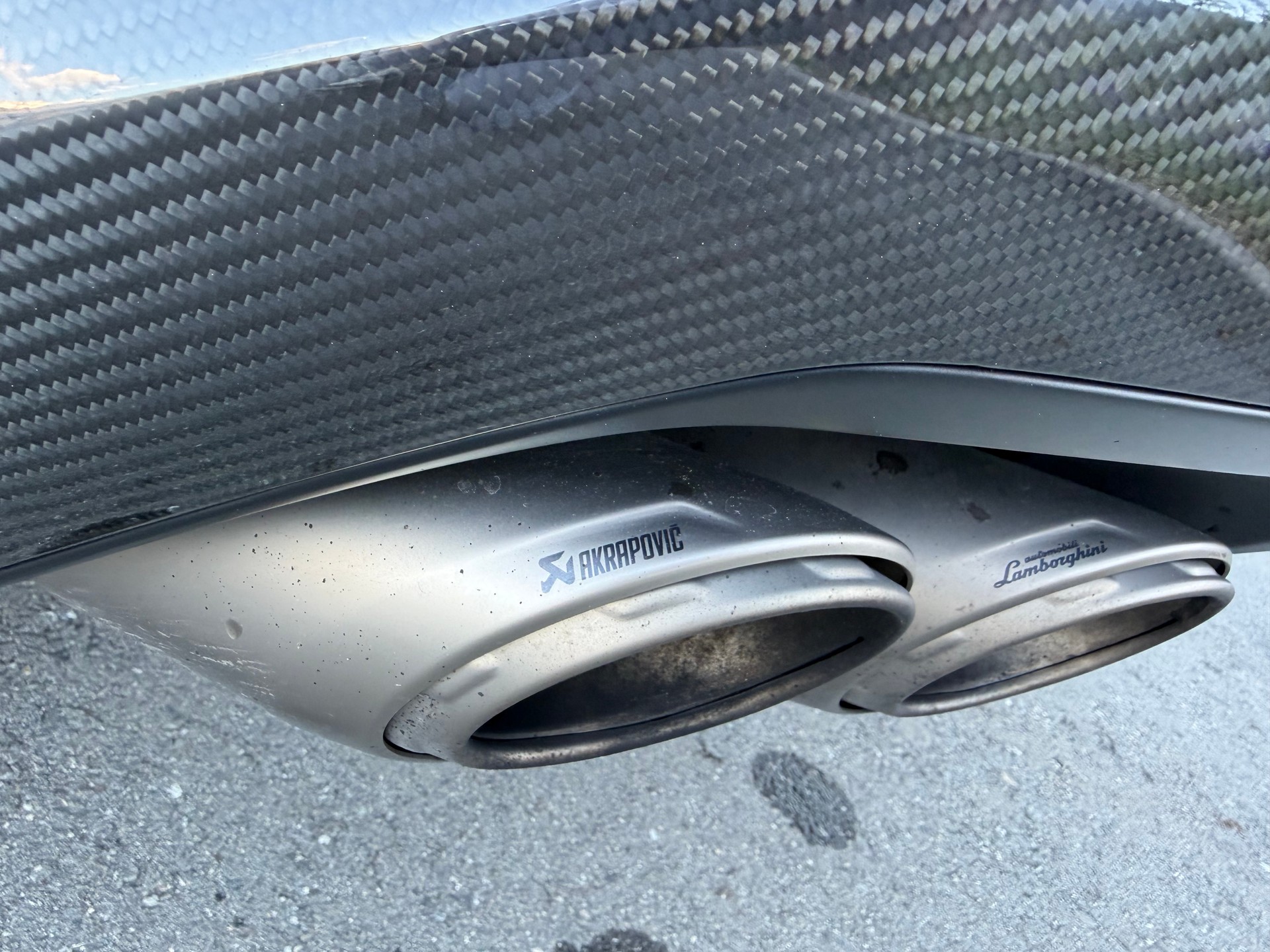 LAMBORGHINI Urus E-Gear-image-9