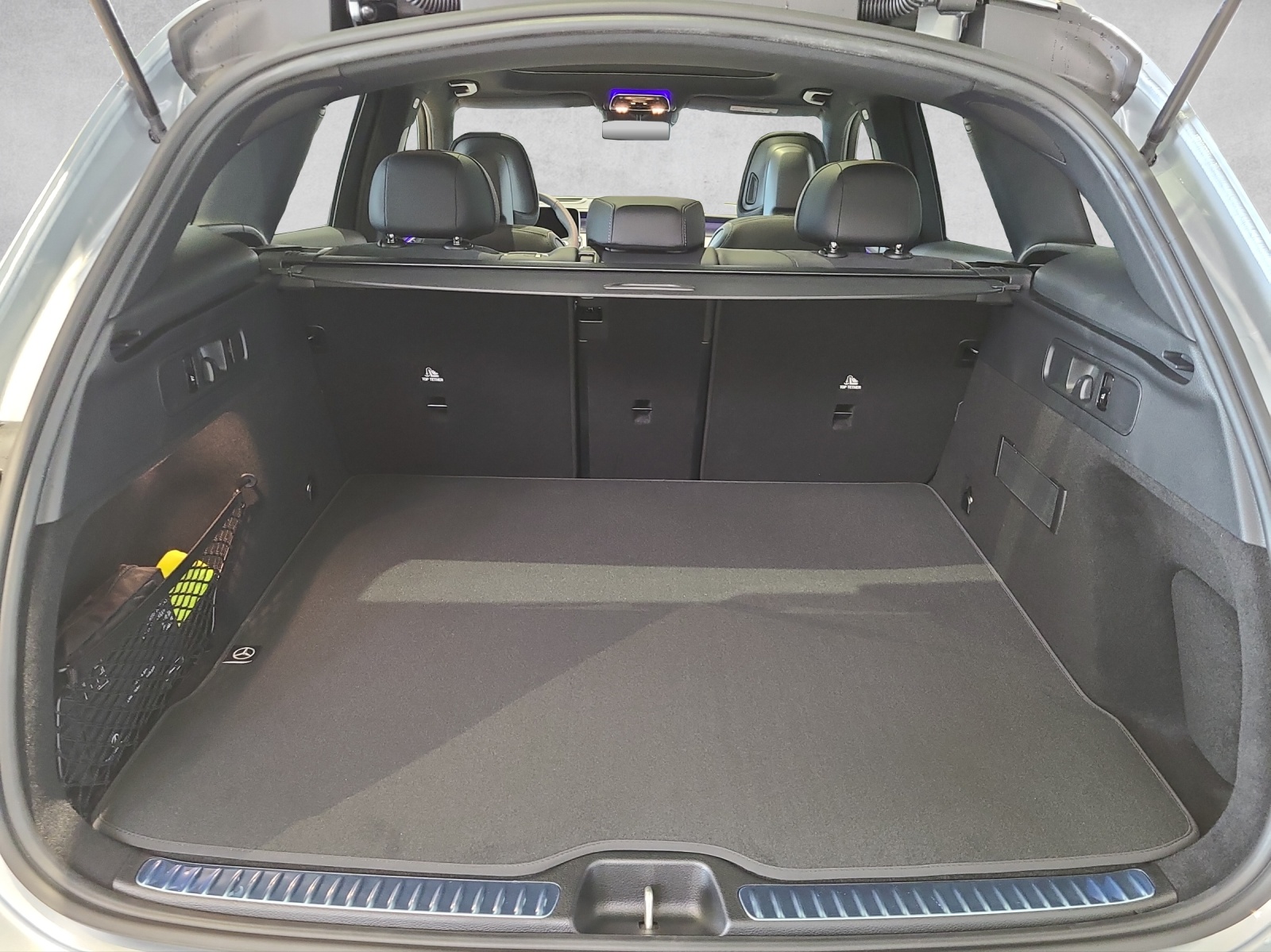 MERCEDES-BENZ GLC 300 d 4Matic 9G-Tronic-image-13
