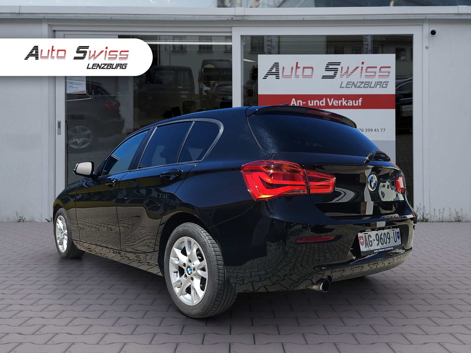 BMW 118i Sport Line-image-2