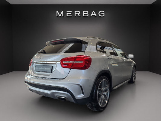 MERCEDES-BENZ GLA 250 AMG Line 4Matic-image-5