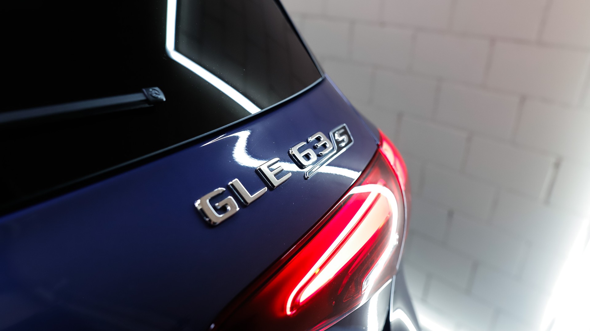 MERCEDES-BENZ GLE 63 S AMG 4Matic+ 9G-Speedshift *FACELIFT*-image-8