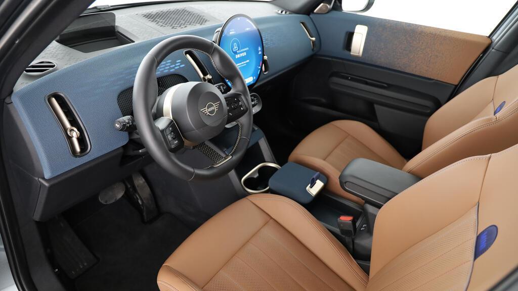 MINI Countryman S ALL4-image-17