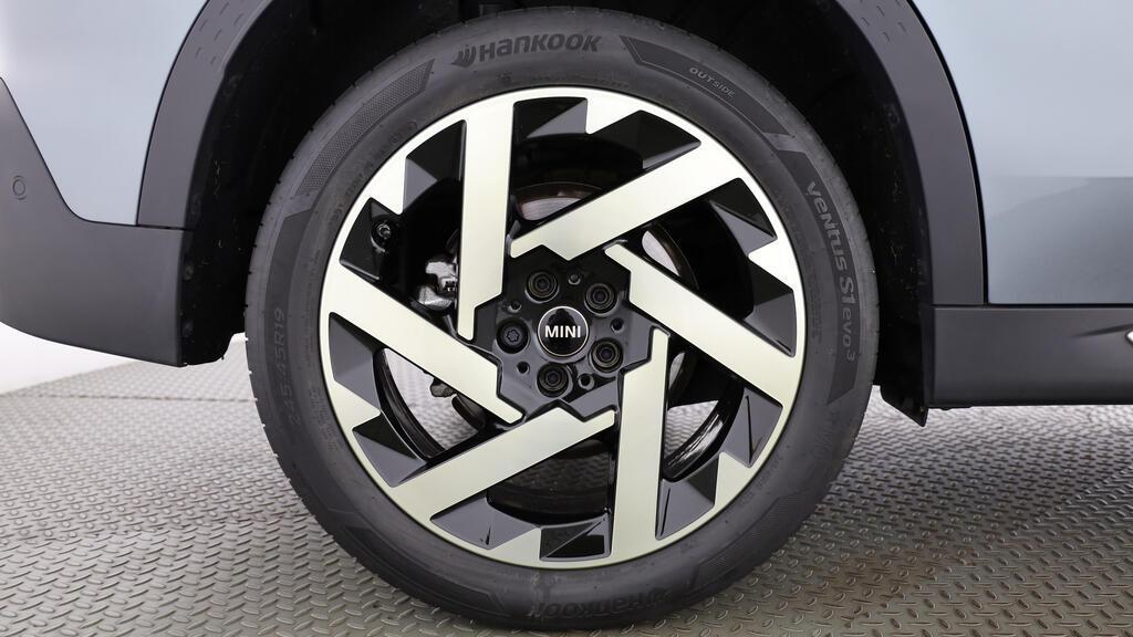 MINI Countryman S ALL4-image-8