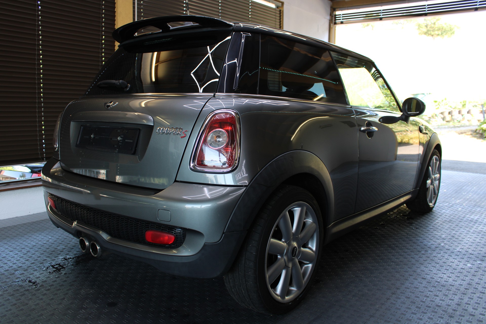 MINI Cooper S-image-3