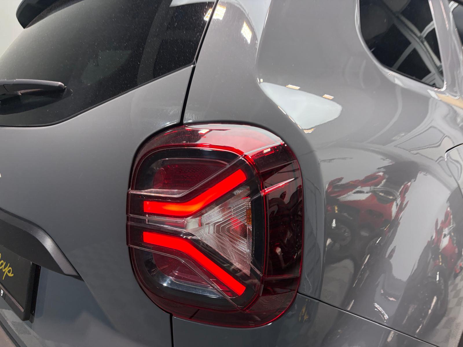 DACIA Duster TCe 150 Prestige EDC 4x2-image-4