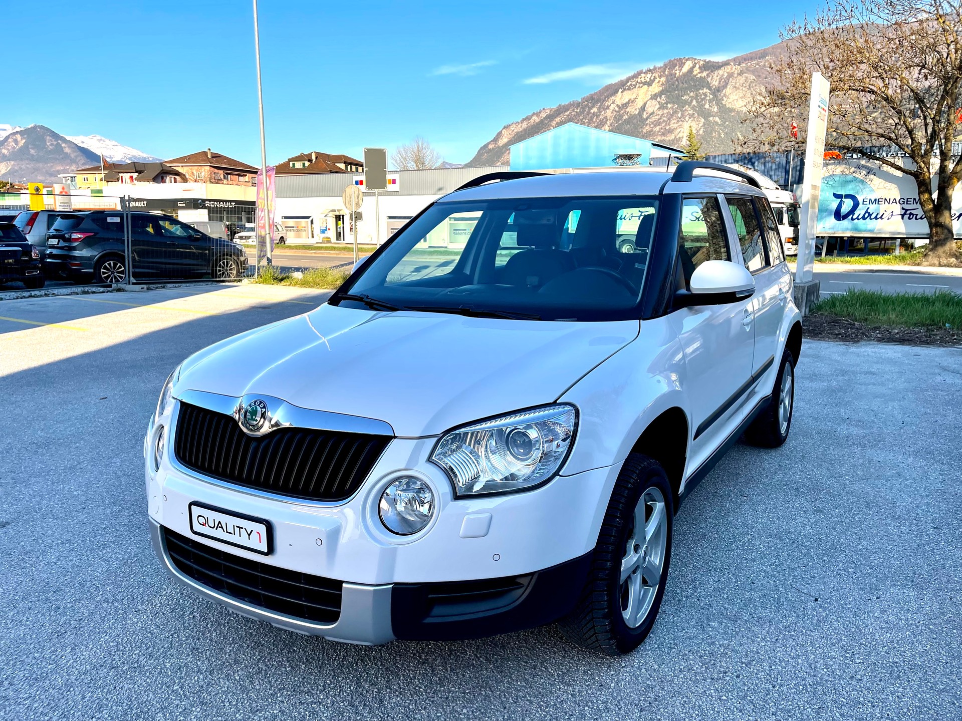 SKODA Yeti 1.8 TSI Experience 4x4-image-16