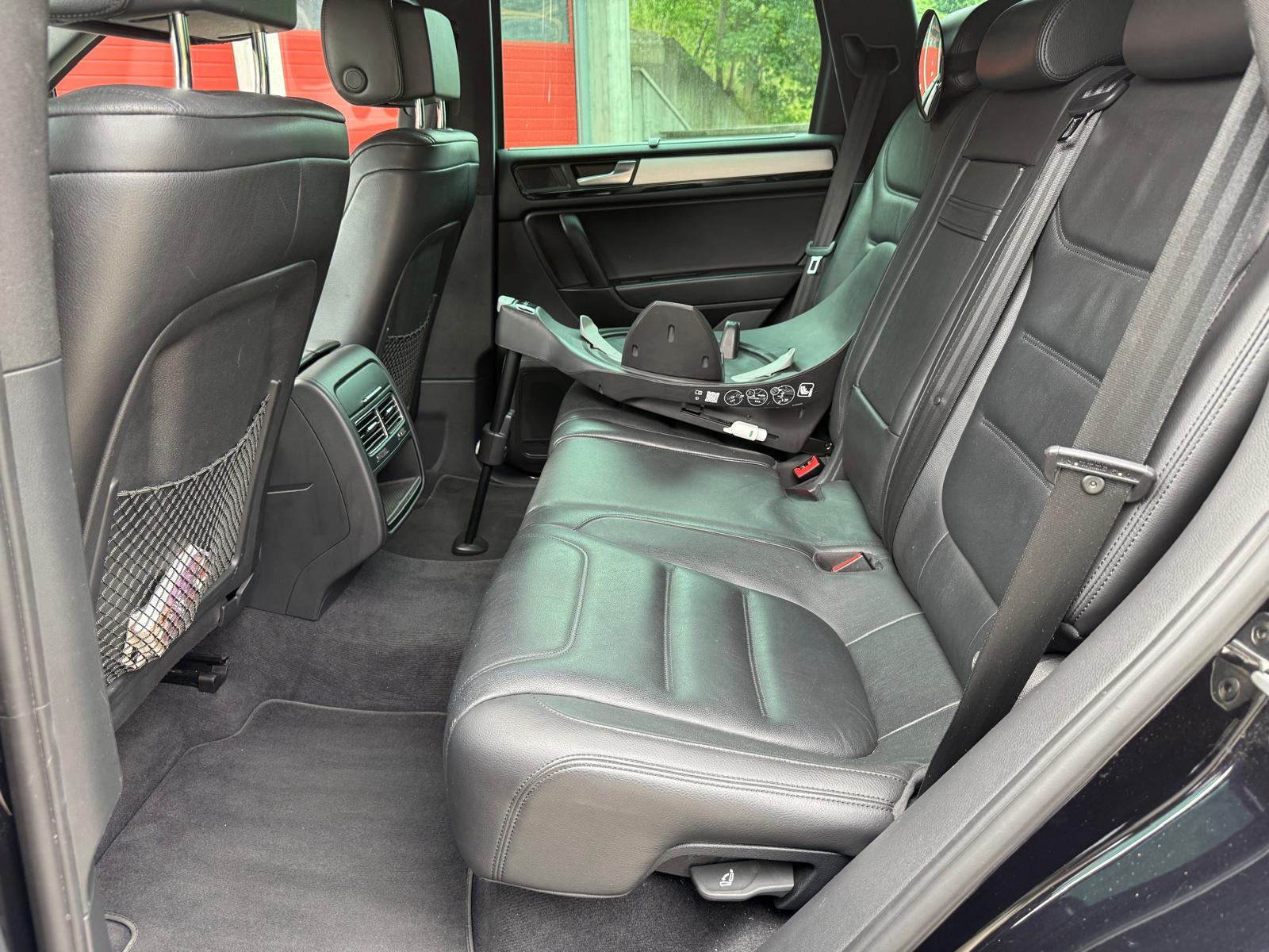 VW Touareg 3.0 TDI BMT Terrain Tech Tiptronic-image-11