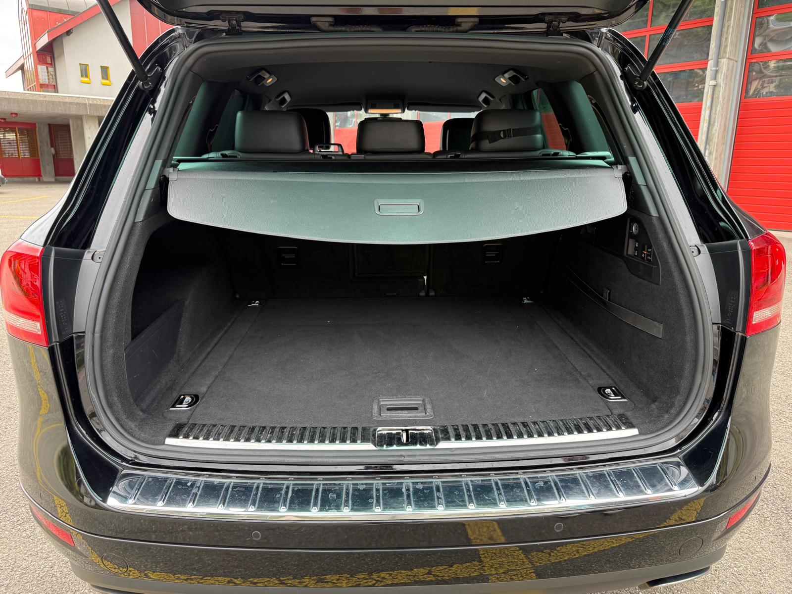 VW Touareg 3.0 TDI BMT Terrain Tech Tiptronic-image-10