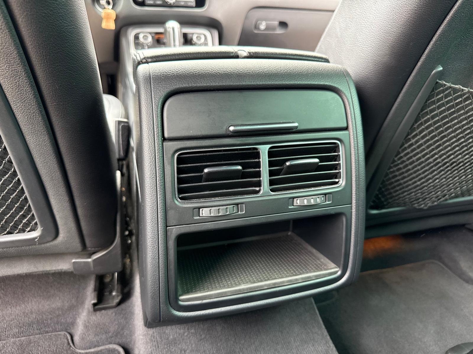 VW Touareg 3.0 TDI BMT Terrain Tech Tiptronic-image-6