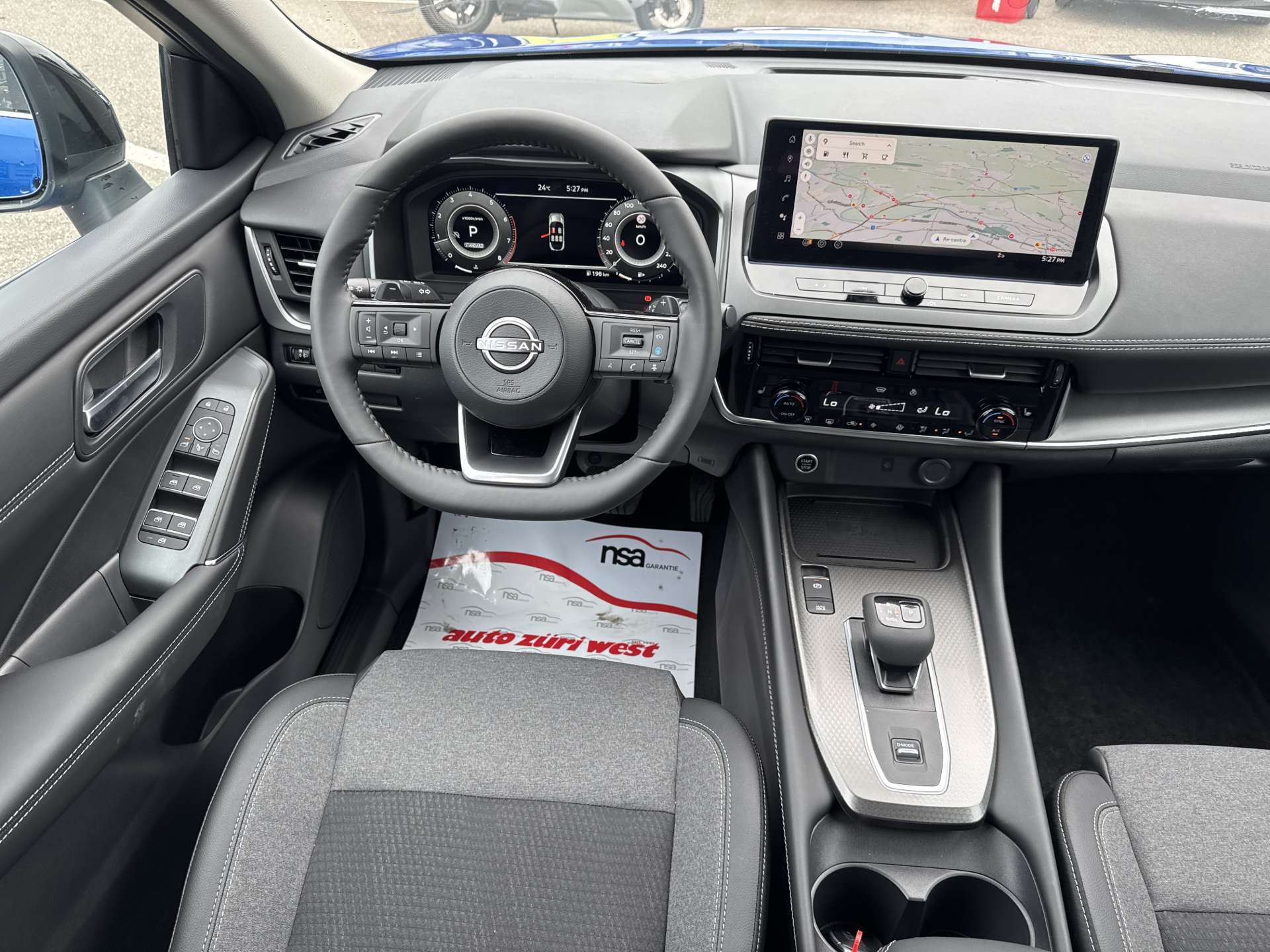 NISSAN Qashqai 1.3 DIG-T MHEV N-Connecta Xtronic-Automat-image-4