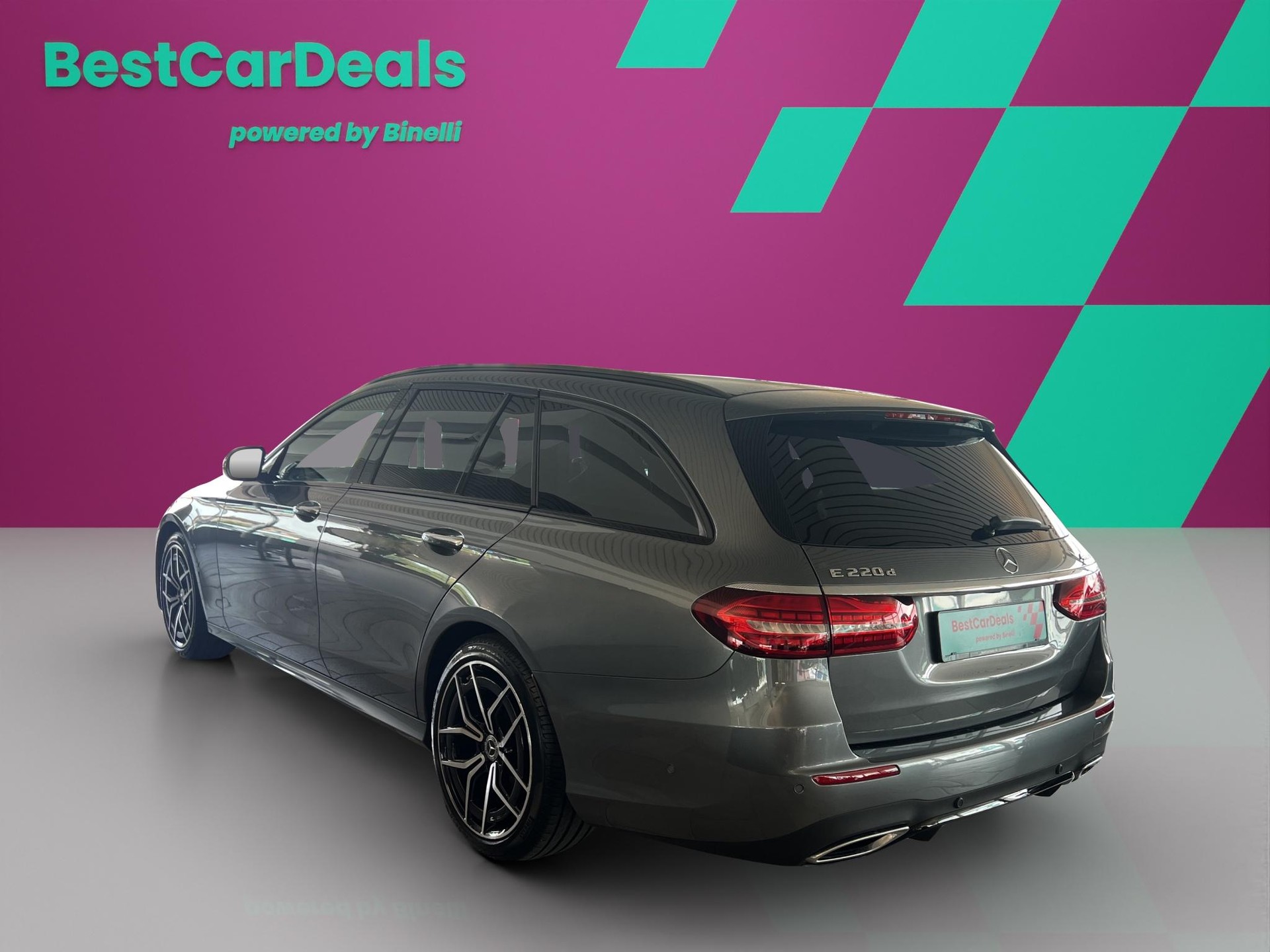 MERCEDES-BENZ E 220 d AMG Line 4matic Kombi-image-4