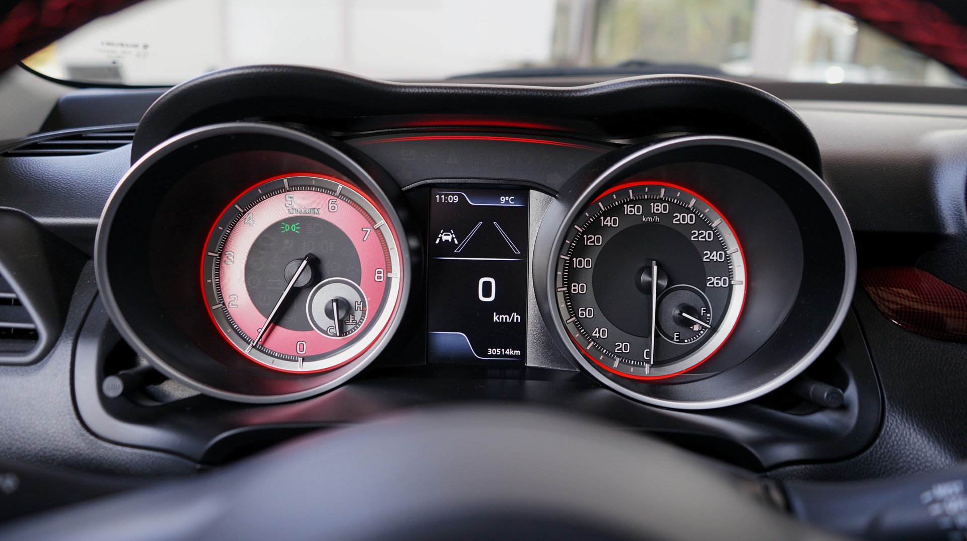 SUZUKI Swift Sport 1.4i 16V Compact Top Hybrid-image-12