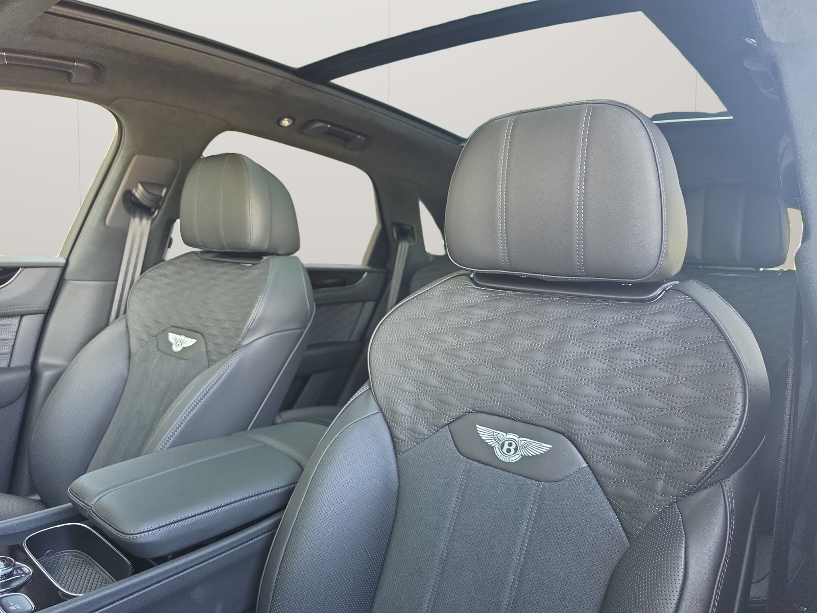 BENTLEY Bentayga Speed V8 650 PS-image-12