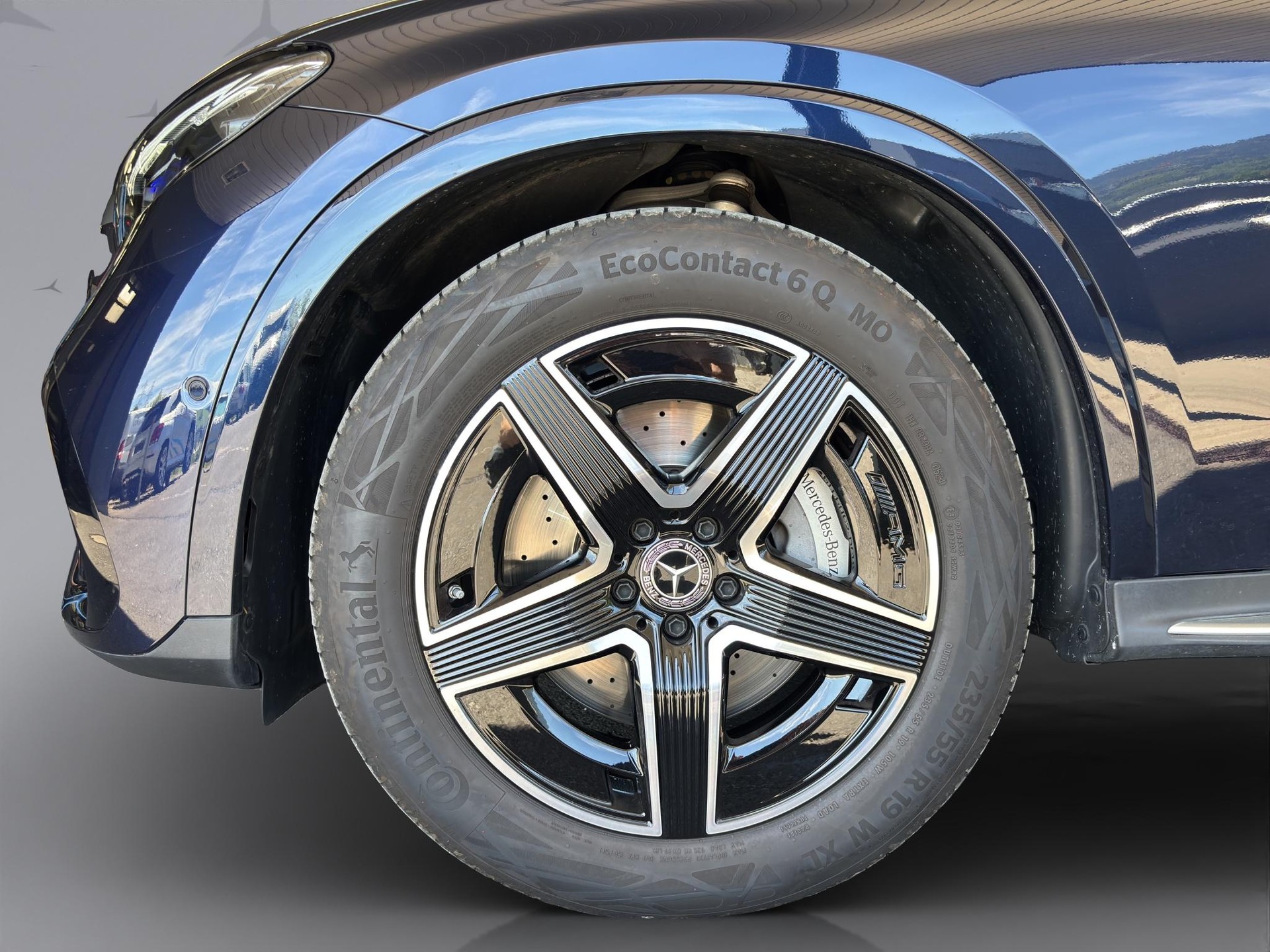 MERCEDES-BENZ GLC 300 AMG Line 4matic-image-17