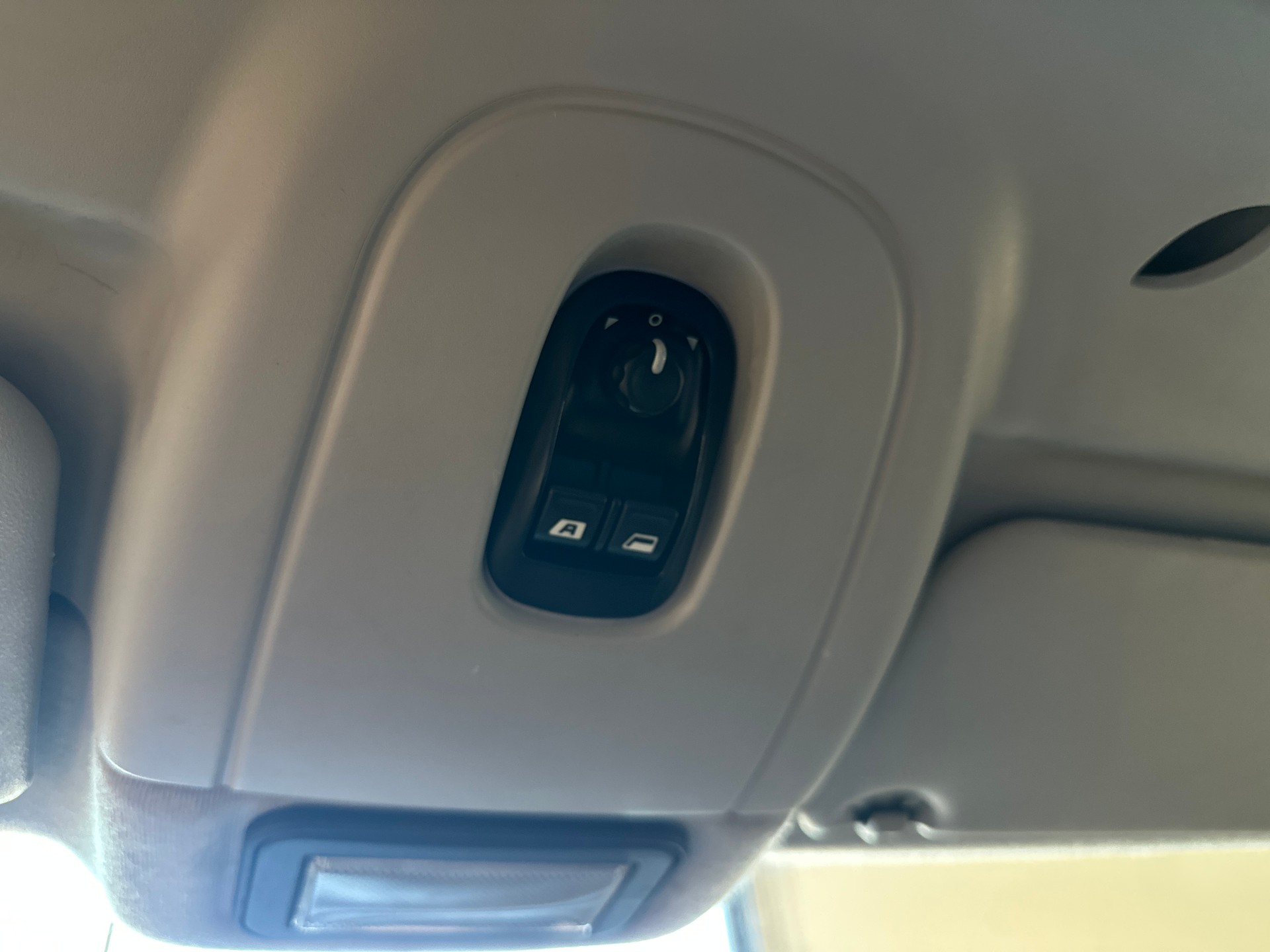 PEUGEOT Expert 2.0 16V-image-21