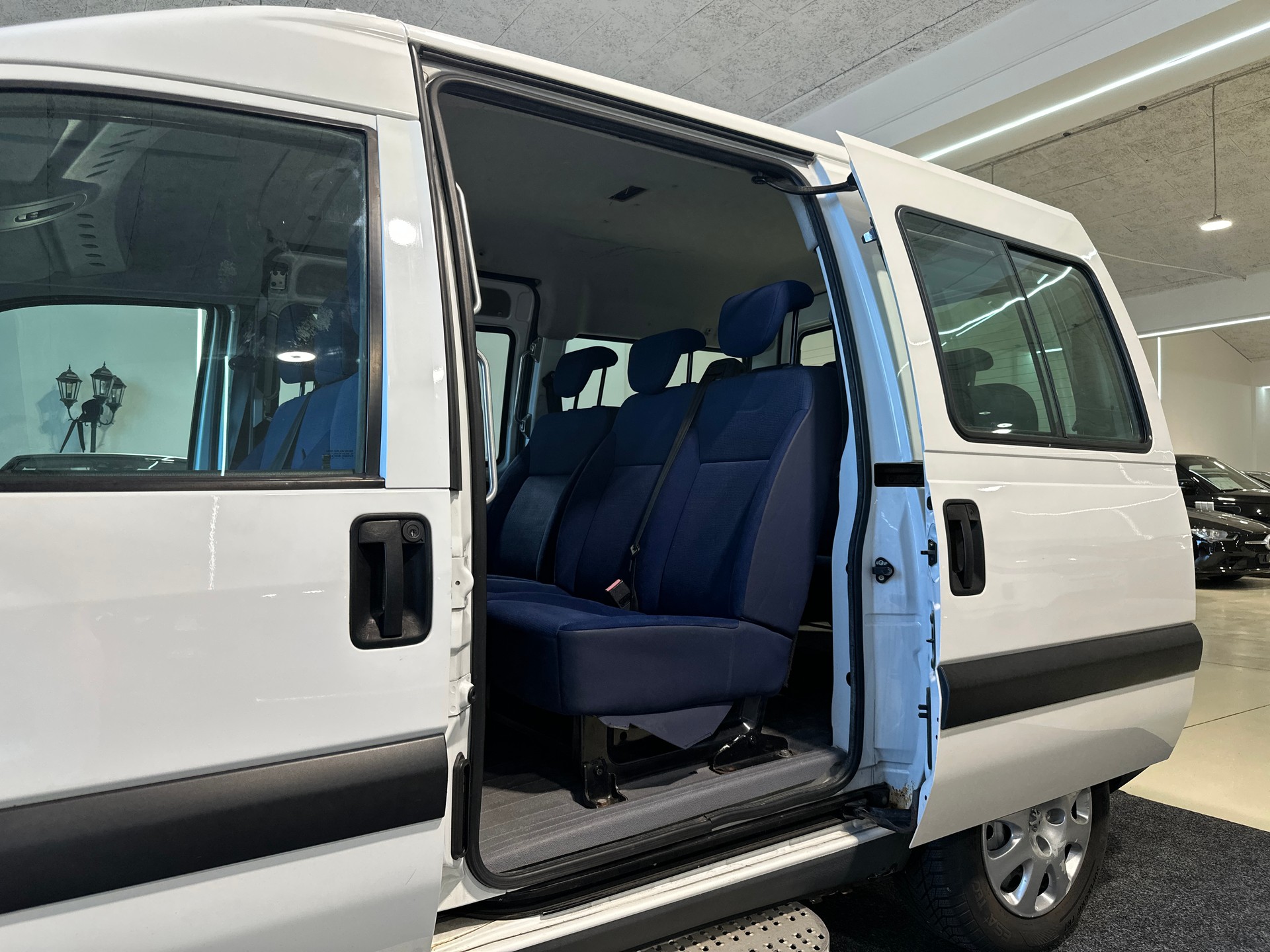 PEUGEOT Expert 2.0 16V-image-4